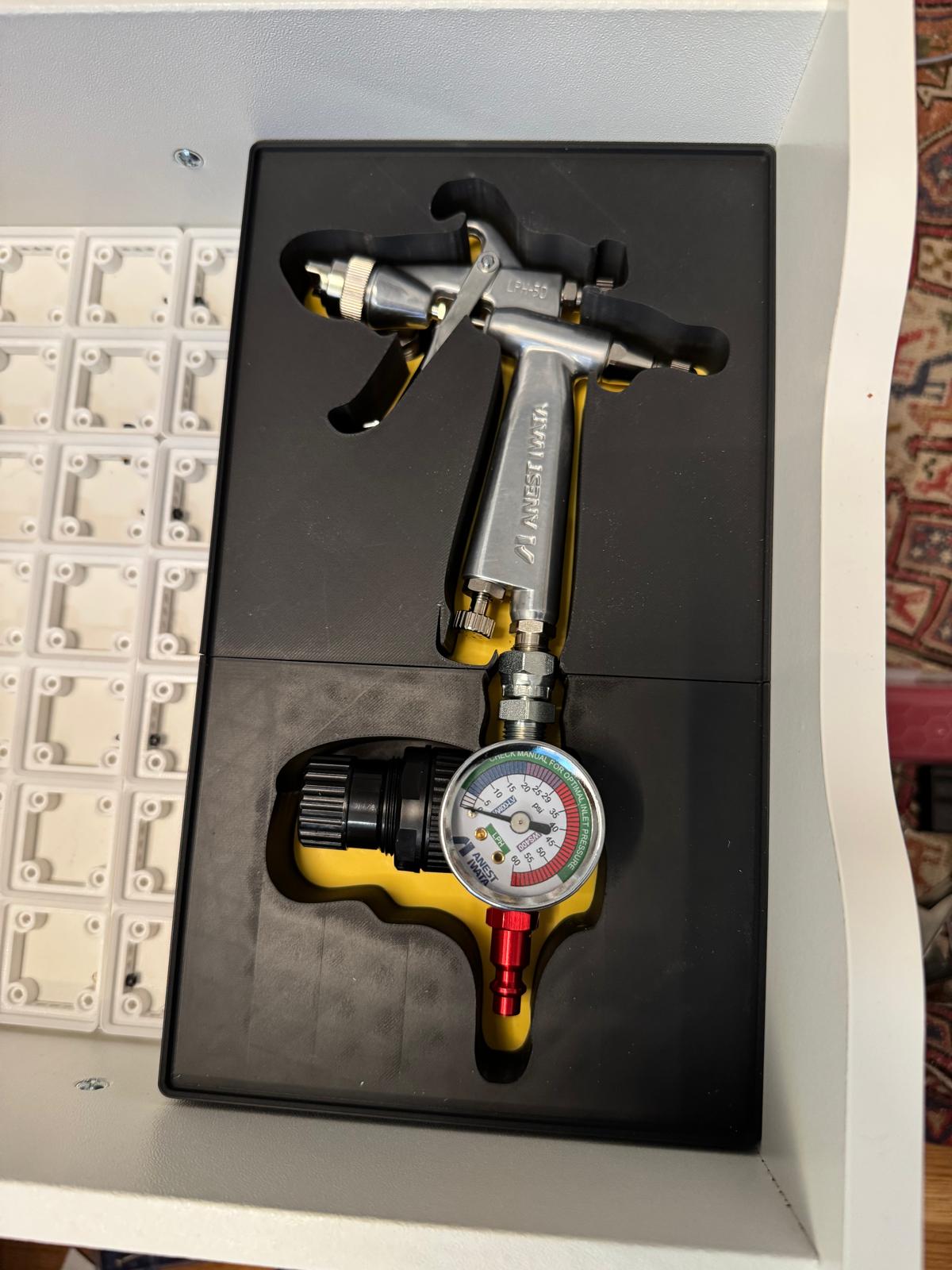 Gridfinity Storage for Anest Iwata LPH-50 detailing Spraygun