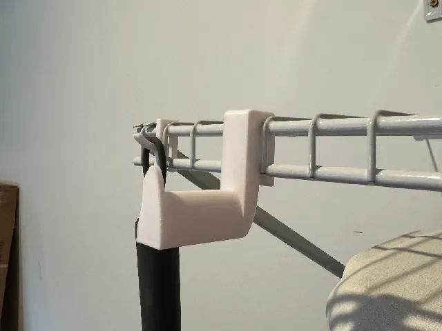 Closetmaid Headphone Holder