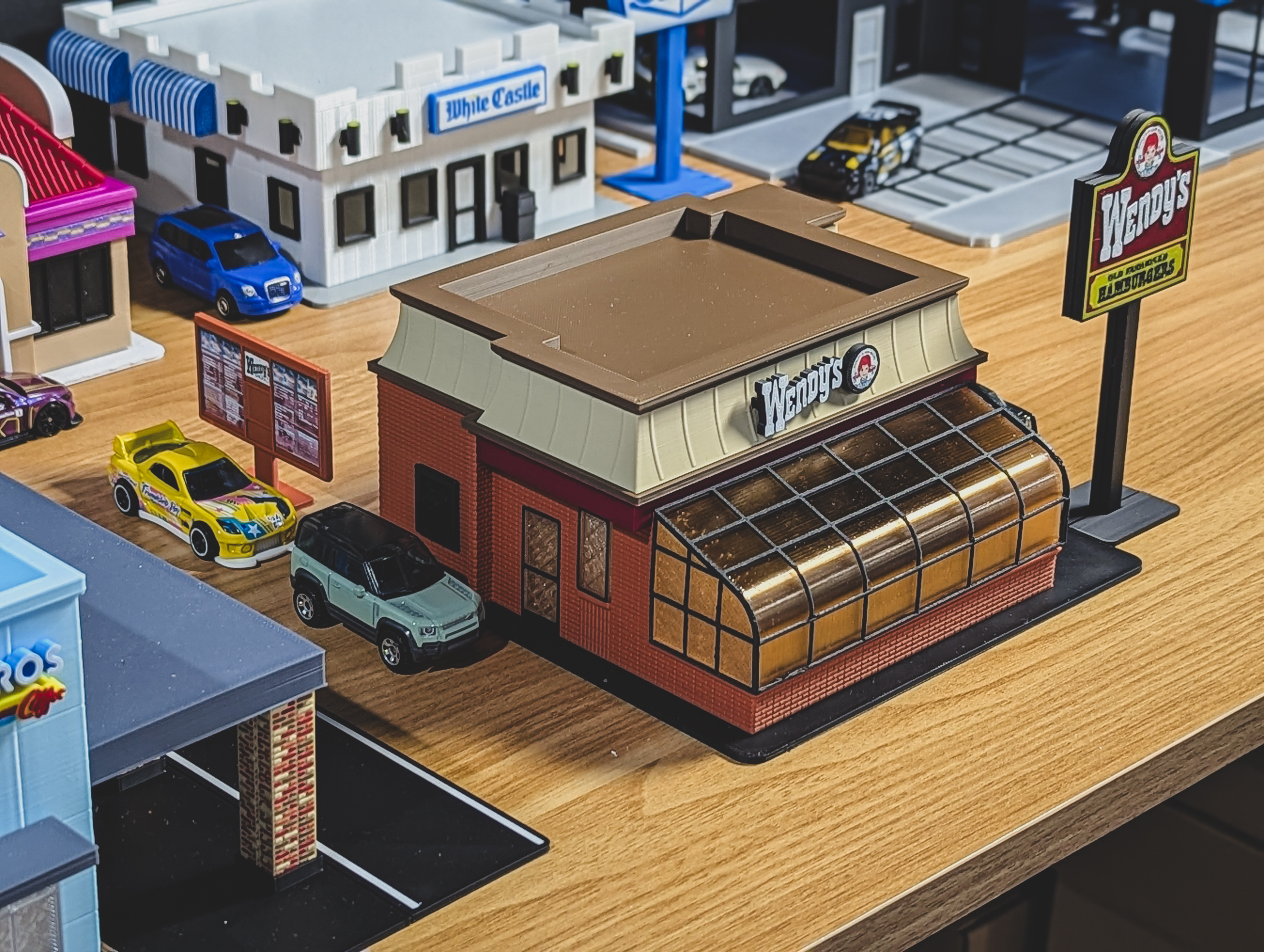 Retro Wendy's Model Set - 1:64 Scale Diorama — thumbnail 14