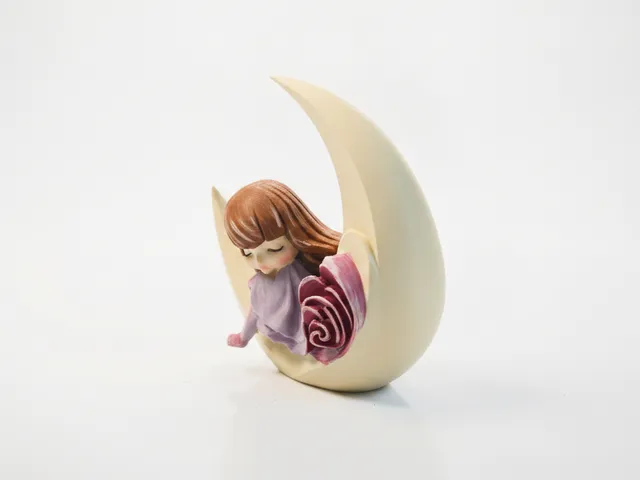 Sleeping On The Moon Figure Decorative 3D Printable