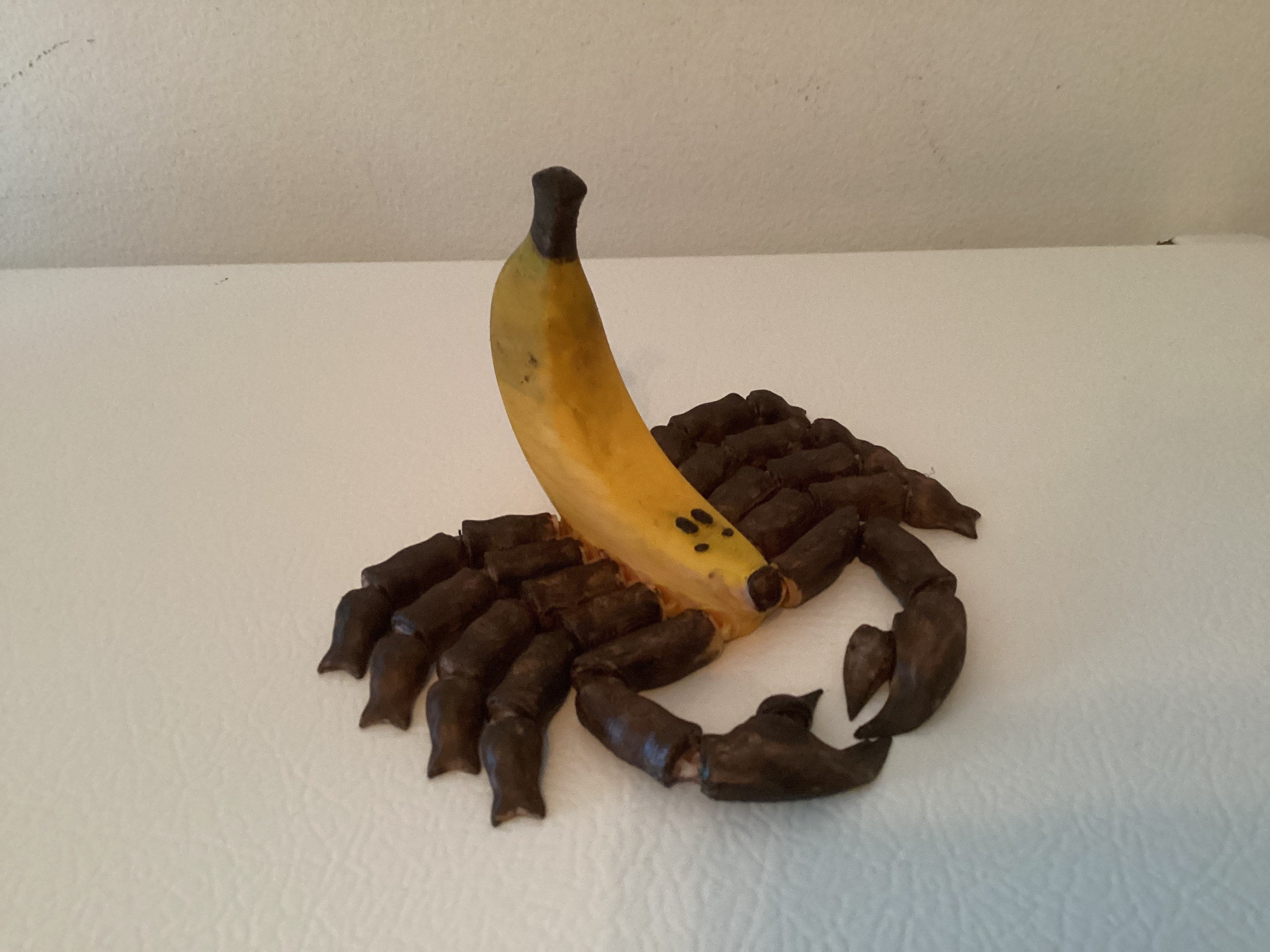 articulated banana scorpion