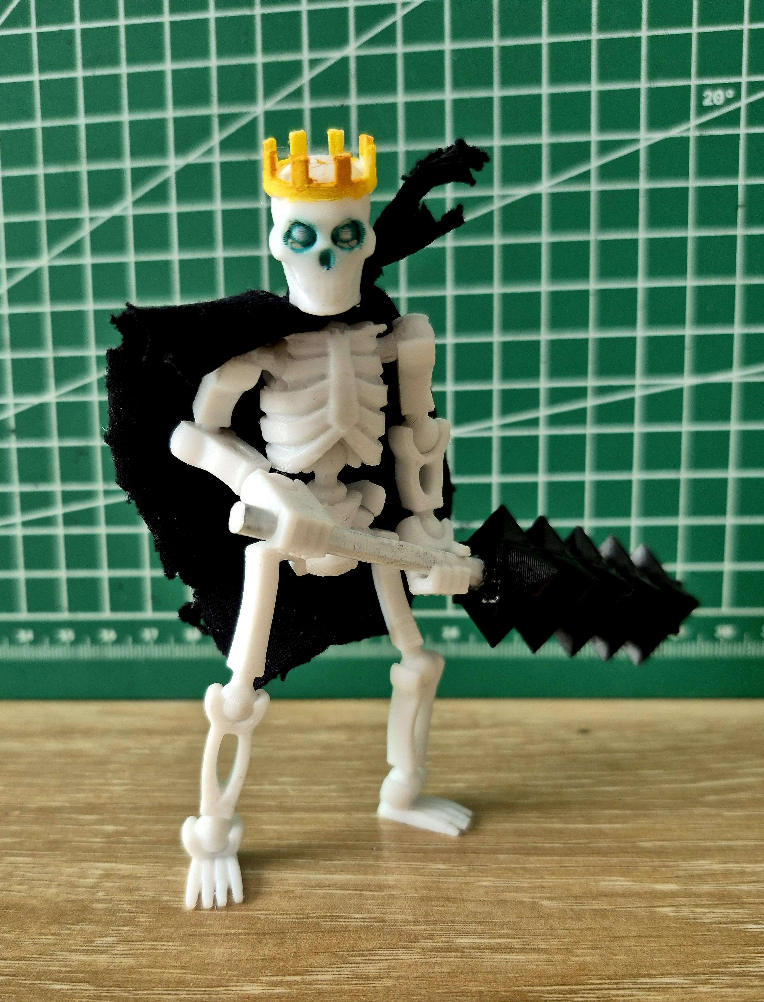 Miniatura 2 do modelo 3D Skeleton King Head