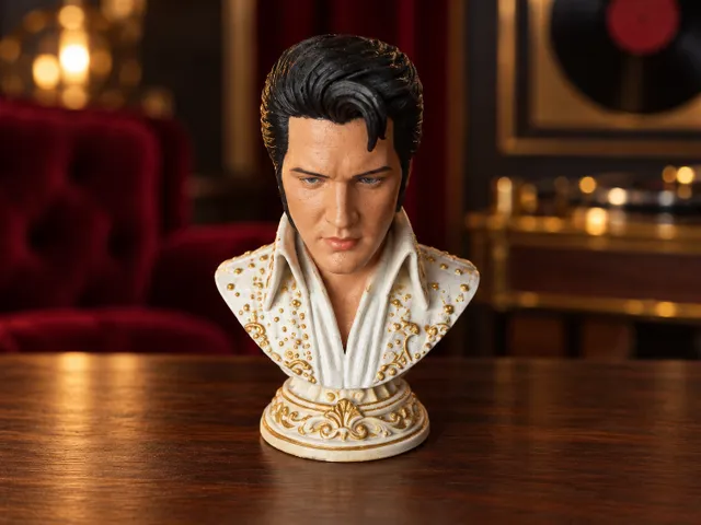 Elvis Presley Bust – Ornate Display Sculpture