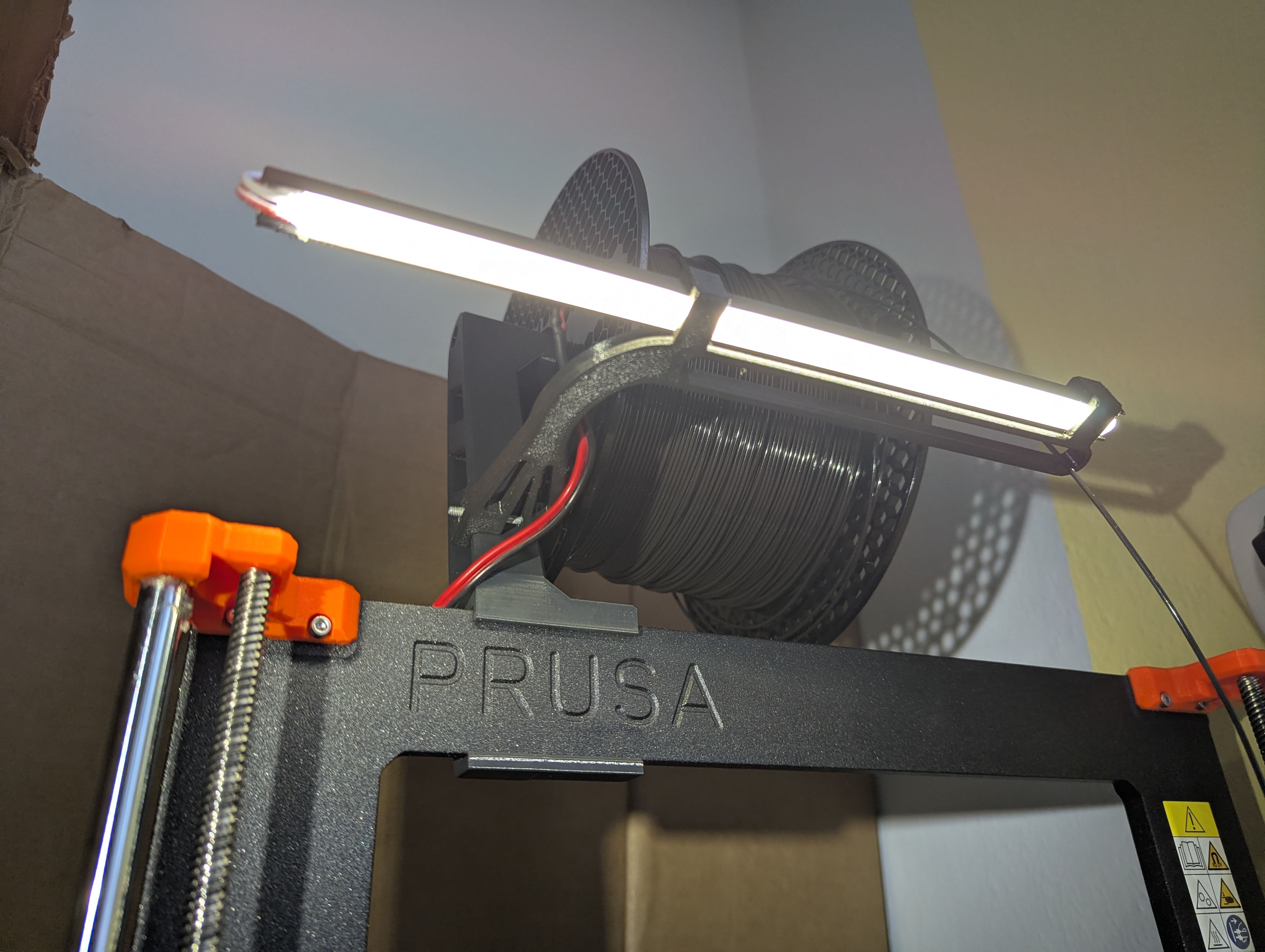 Filament guide with light for 2kg Spool holder for Original Prusa MK4