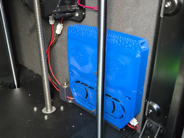 Universal Nevermore mount with integrated auxiliary fan splitter switch