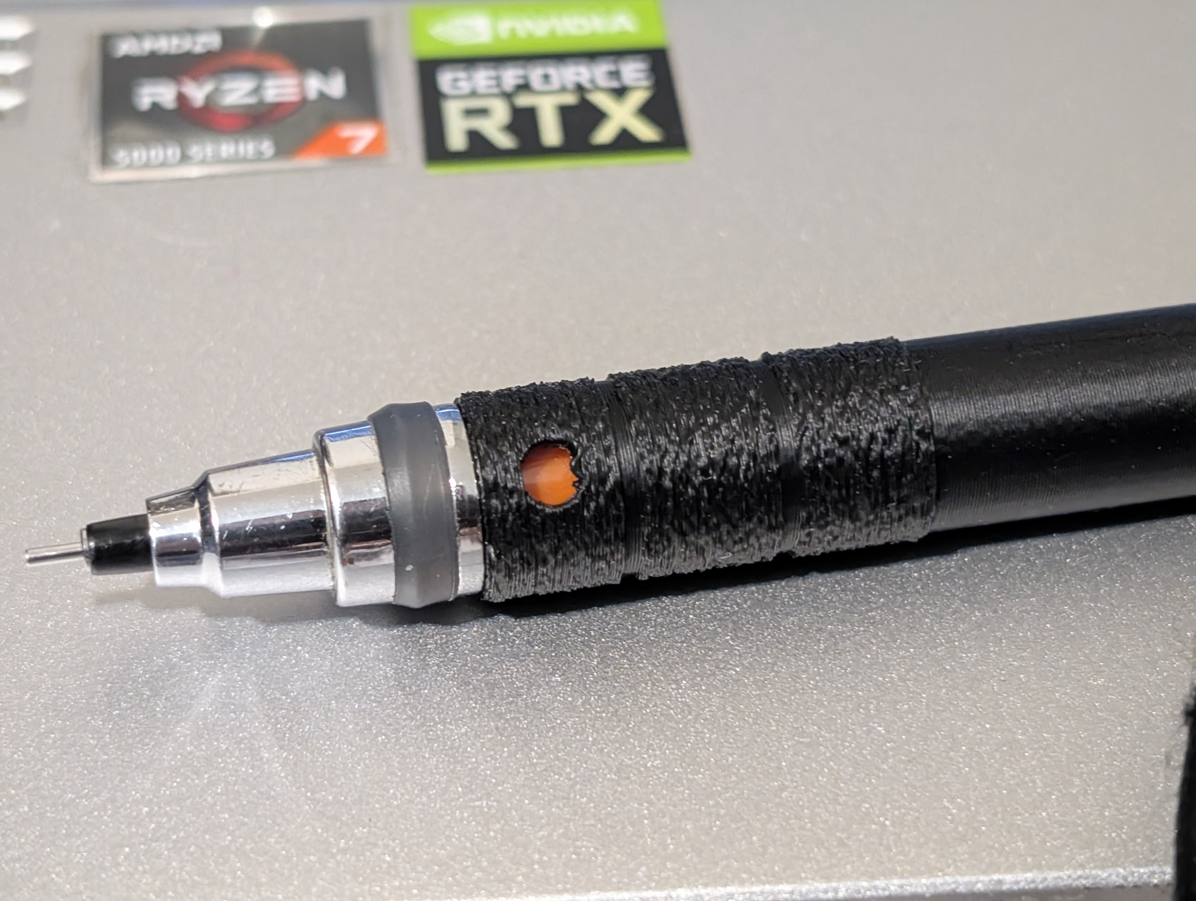 Kuru Toga mechanical pencil replacement shell
