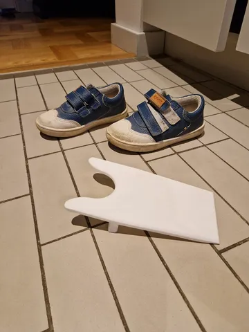 Toddler Shoe Jack