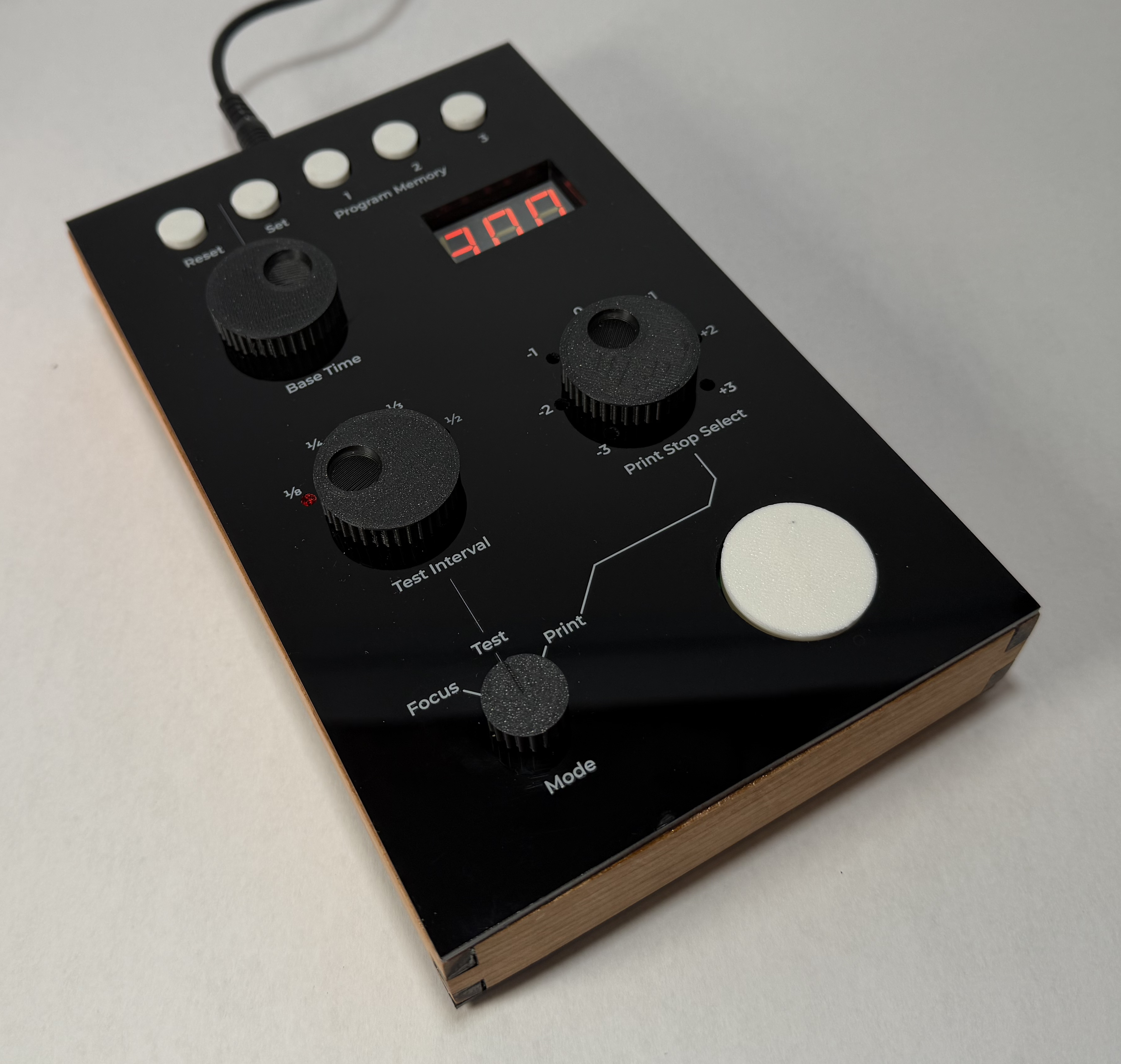 ΔStop 100 Chassis and Enclosure
