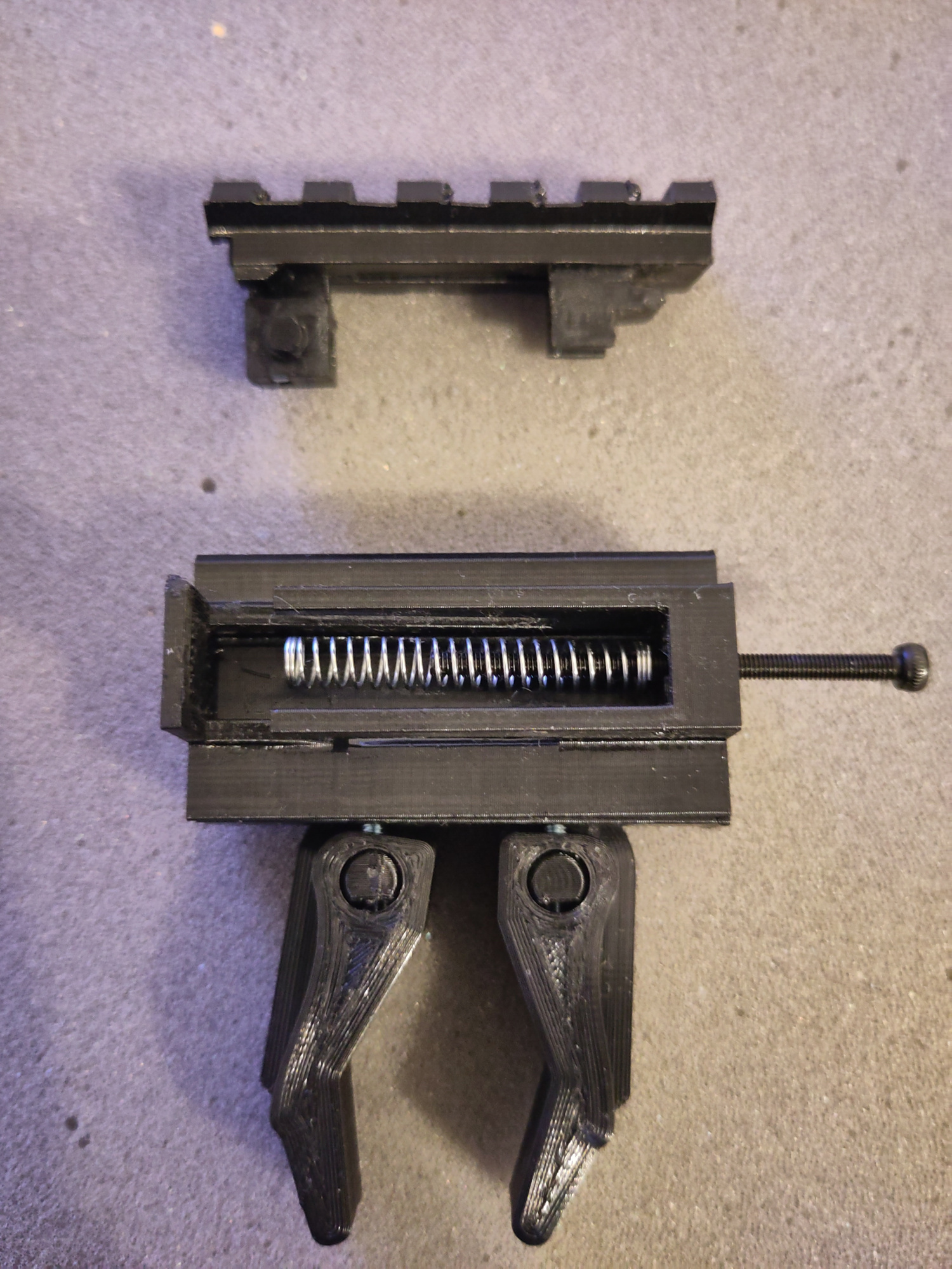 Adjustable Picantinny Riser