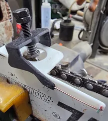 Progressive saw chain gauge