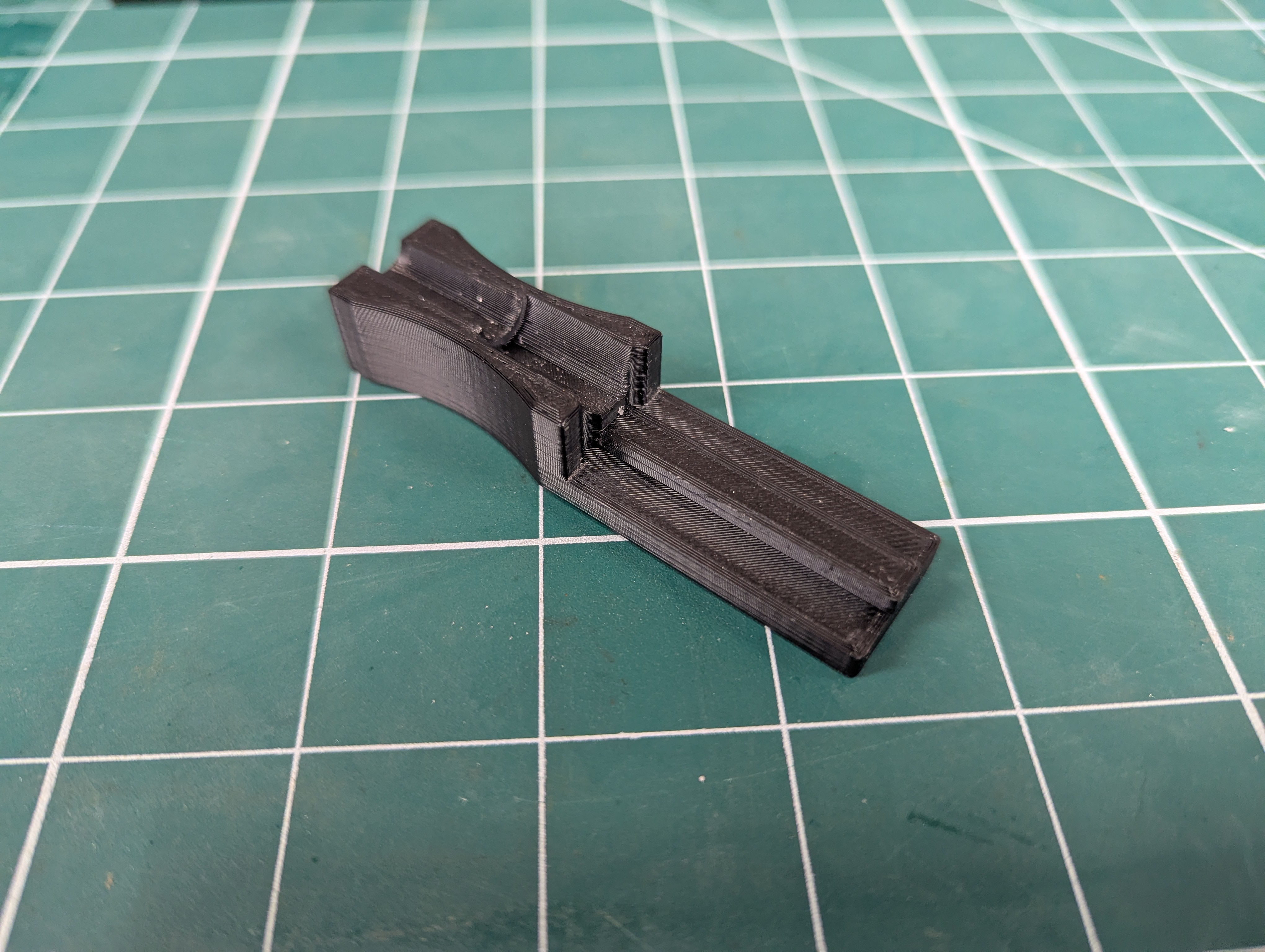 Miniatura 2 do modelo 3D 2020 extrusion fast tapping guide