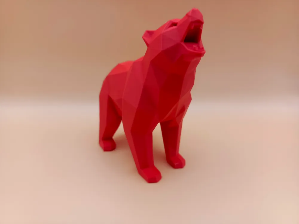 Low-Poly Geometric Roaring Bear Sculpture