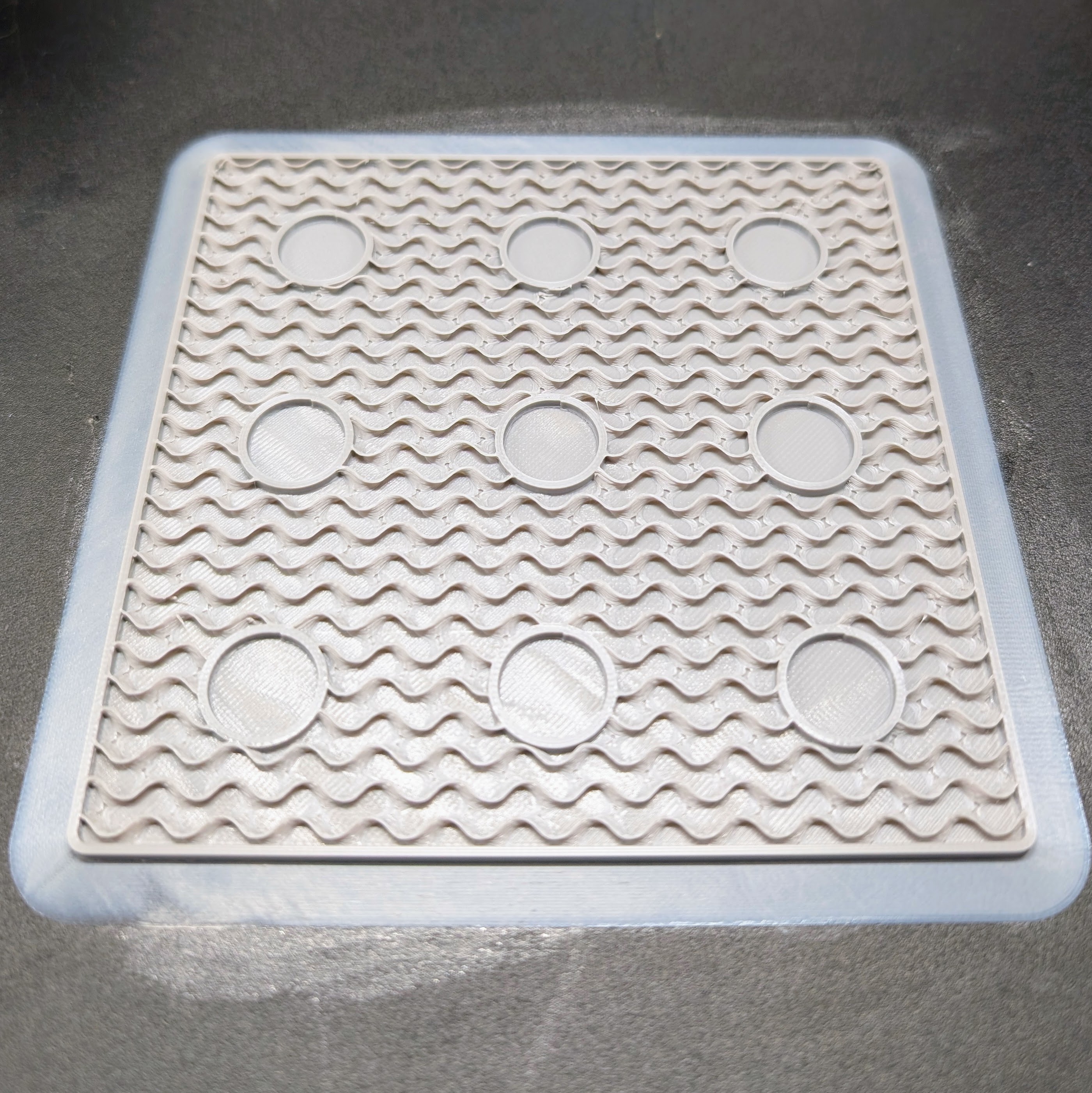 Magnetic Parts Tray for Assembly/Disassembly (Multiple Sizes & Non-Magnetic Versions Included) — miniatura 5