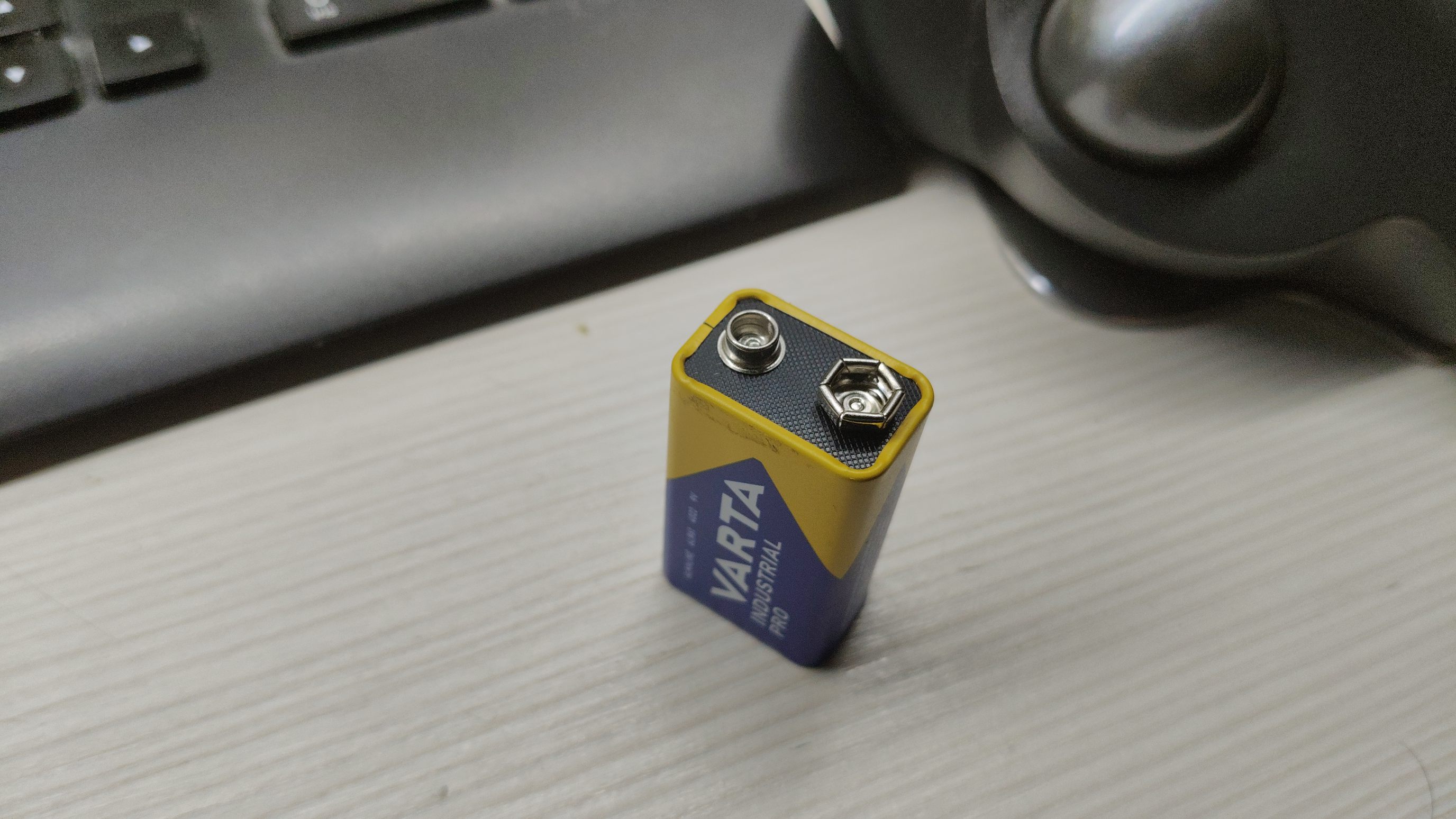 9v Battery Precise Reference Model — miniatura 2