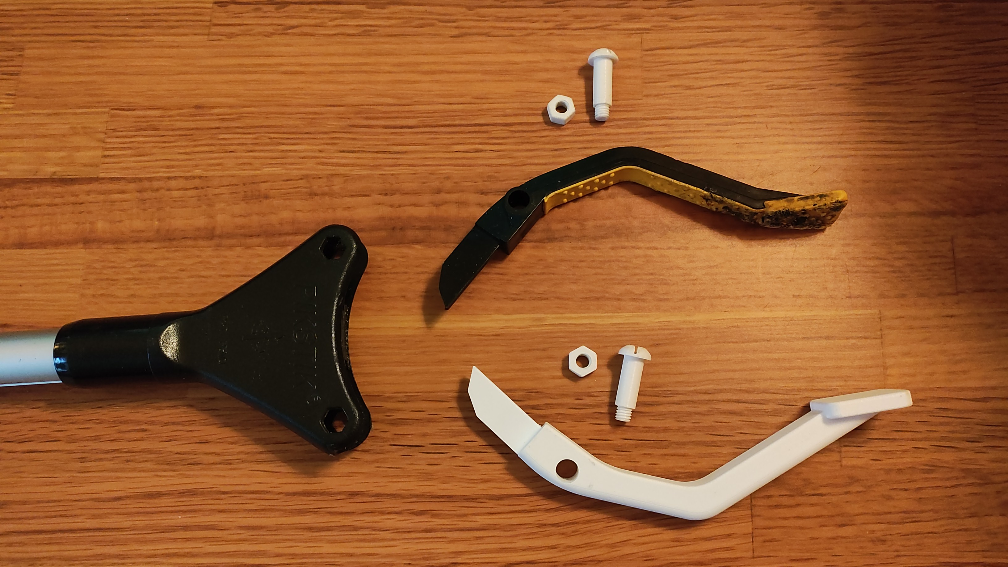 Replacement arm / claw for "Pik Stik" grabber tool