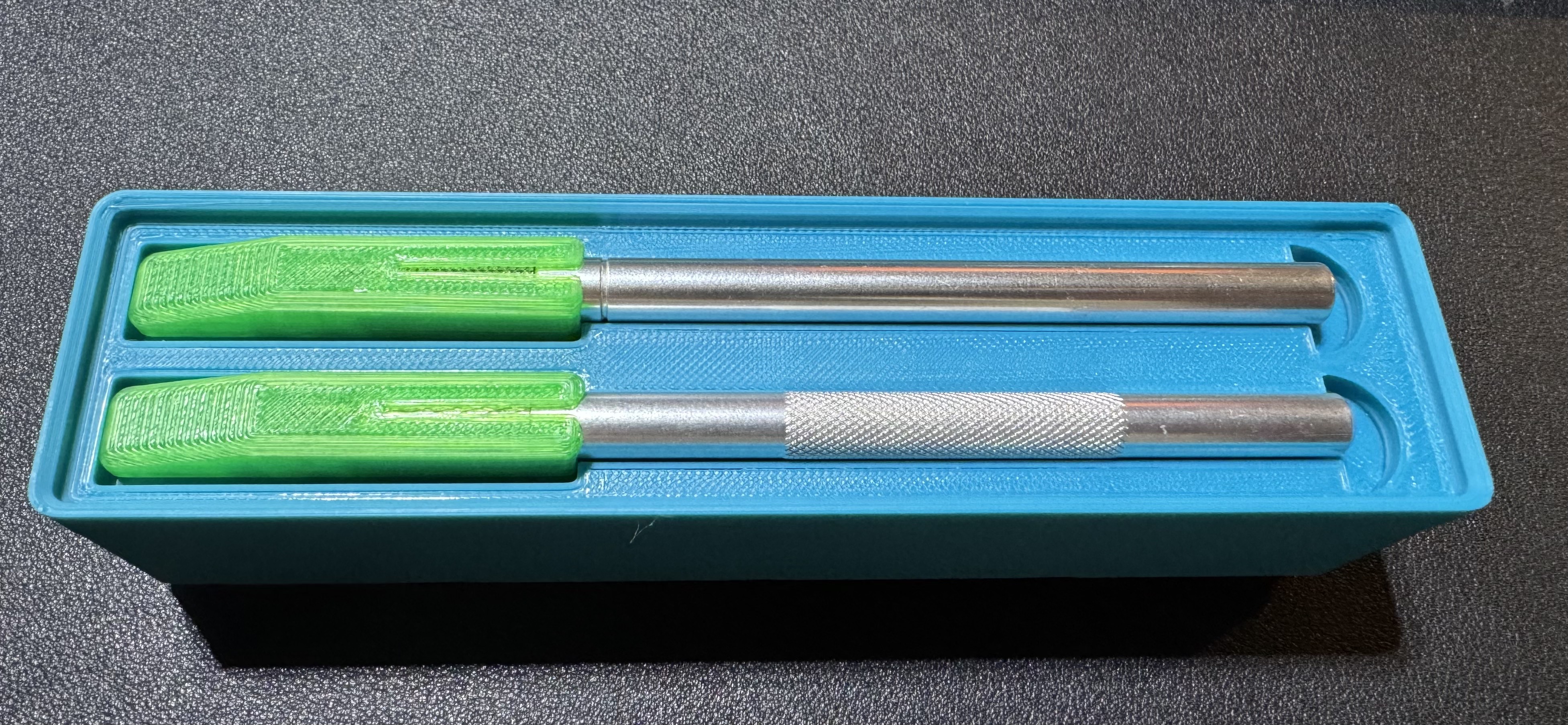 Gridfinity Craft/Exacto Knife Holder x 2