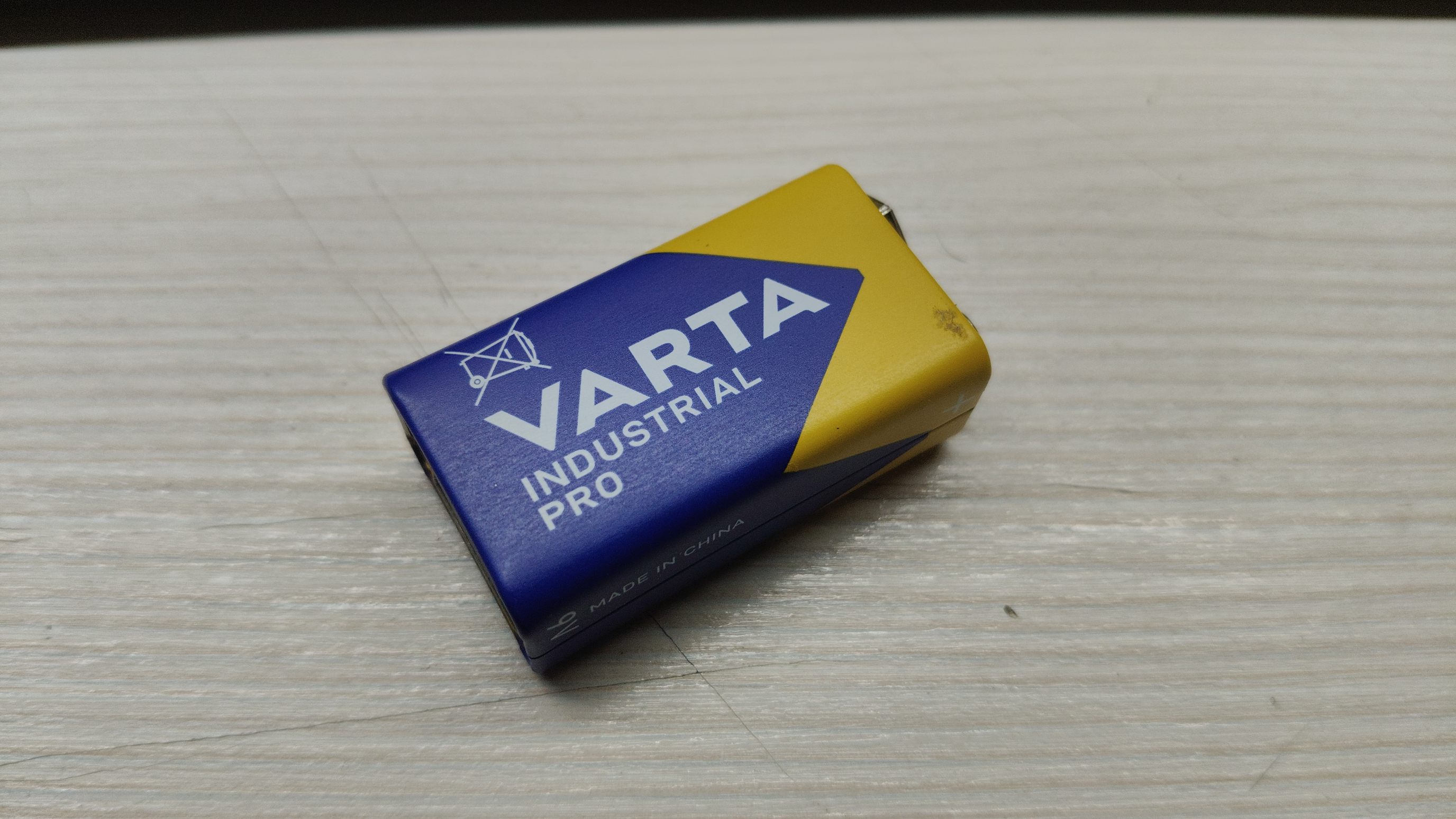 9v Battery Precise Reference Model — miniatura 3