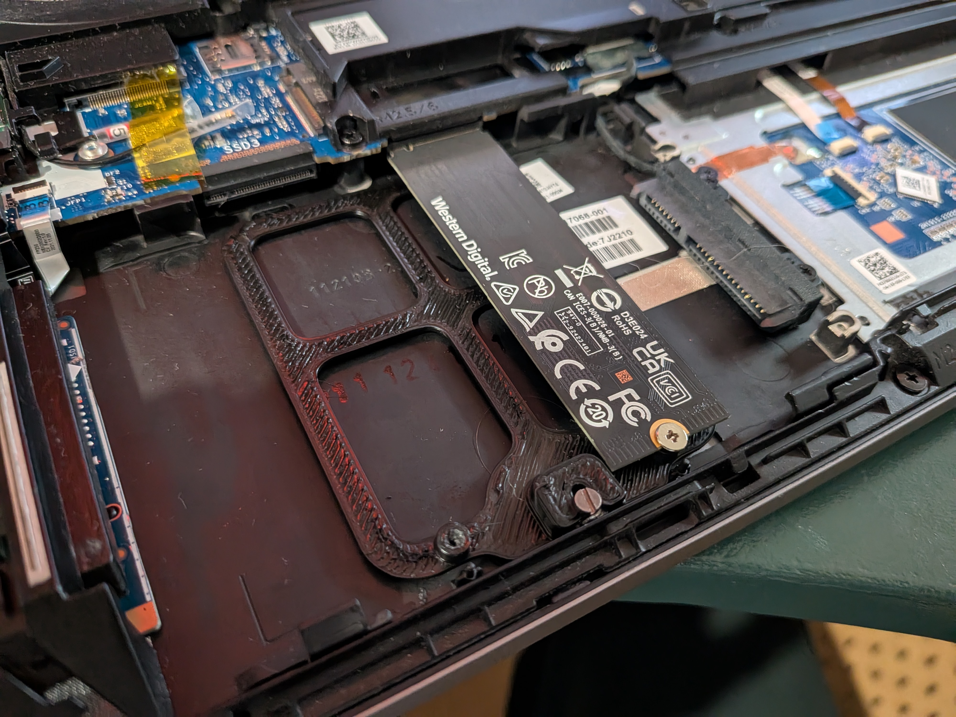 HP ZBook Fury 15 G8 M.2 SSD Bracket