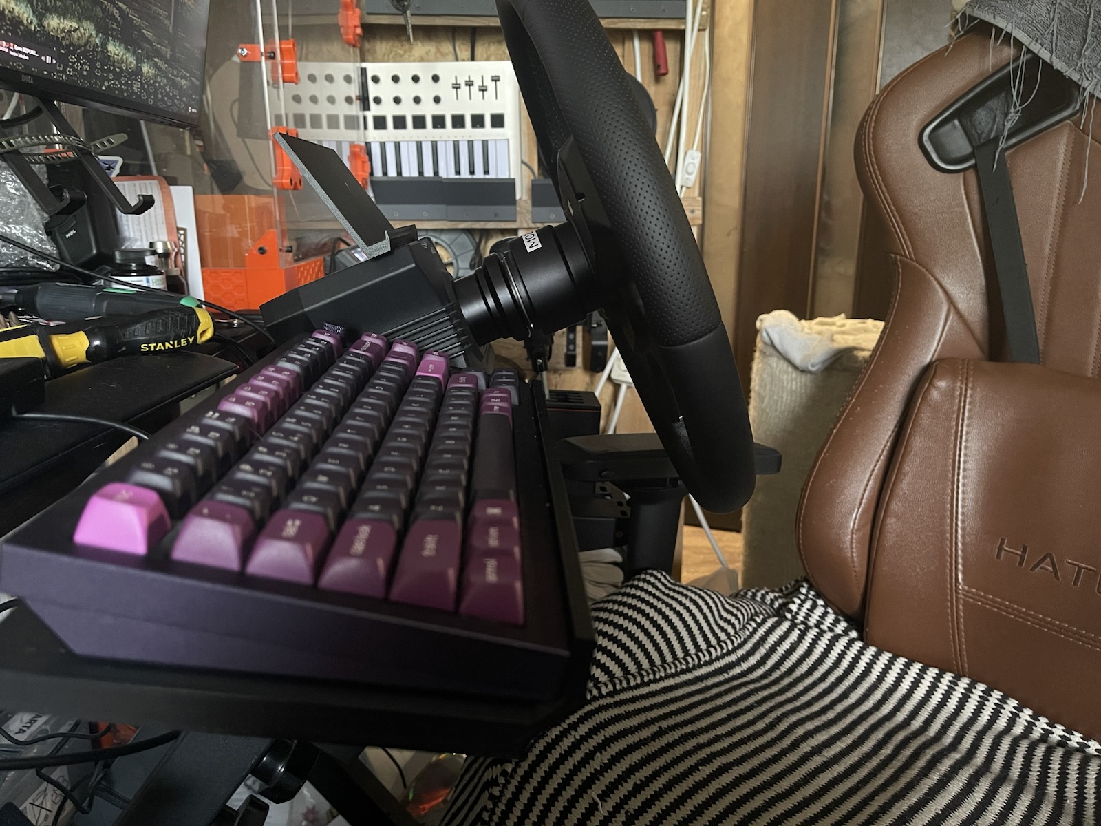 Next Level Racing Stand 2.0 keyboard and mouse trays