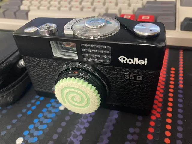 Rollei 35 LED / B Cap