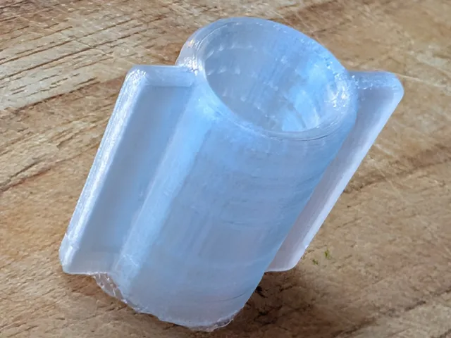 Food Pouch Coupler