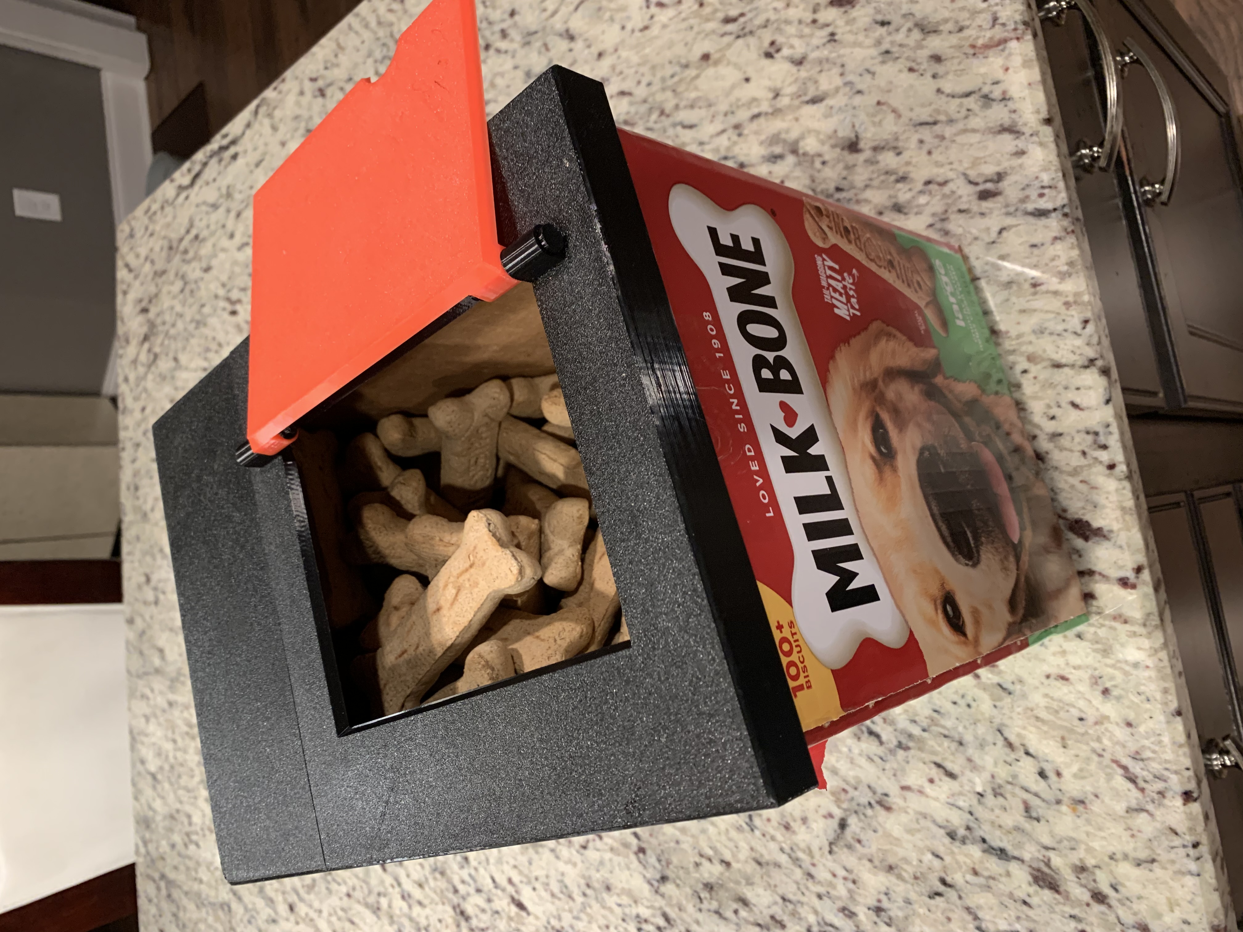 MilkBone Box Cover — thumbnail 2