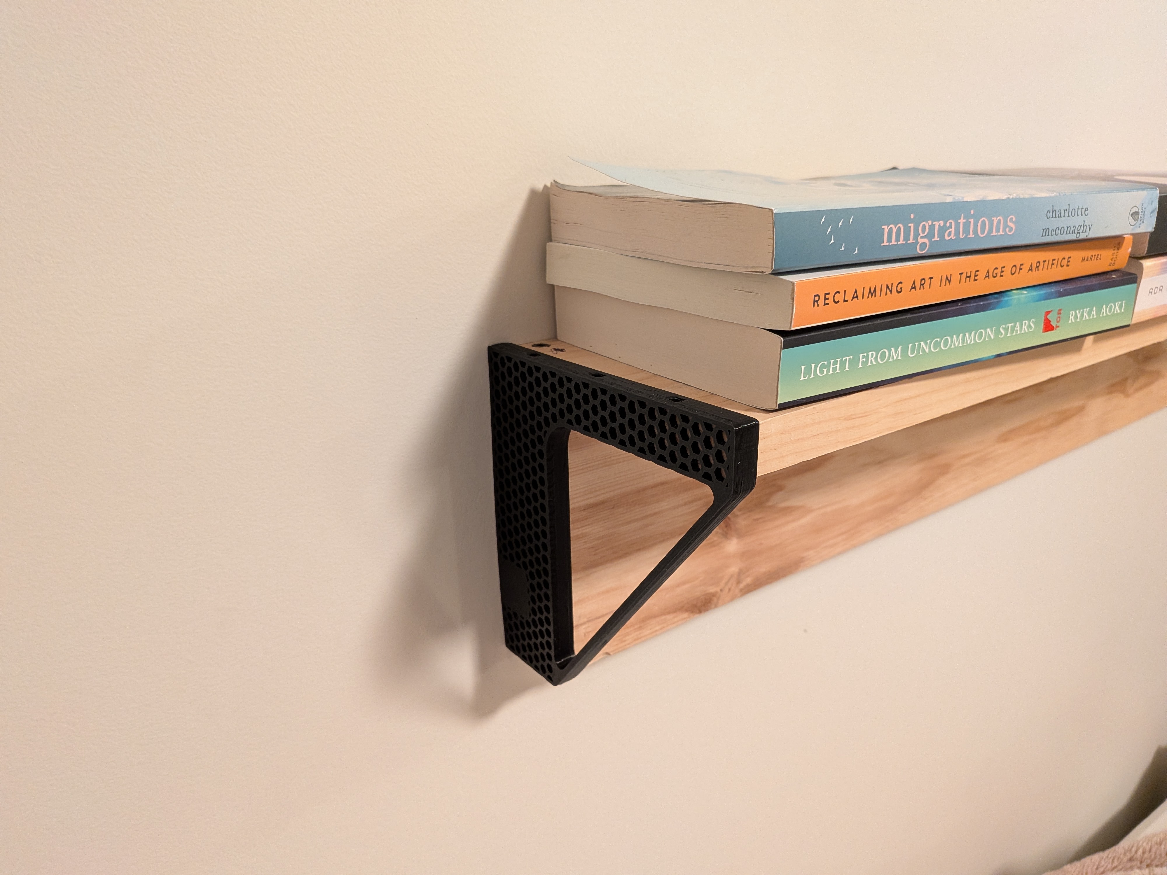 Miniatura 2 do modelo 3D Parametric Shelf End Bracket