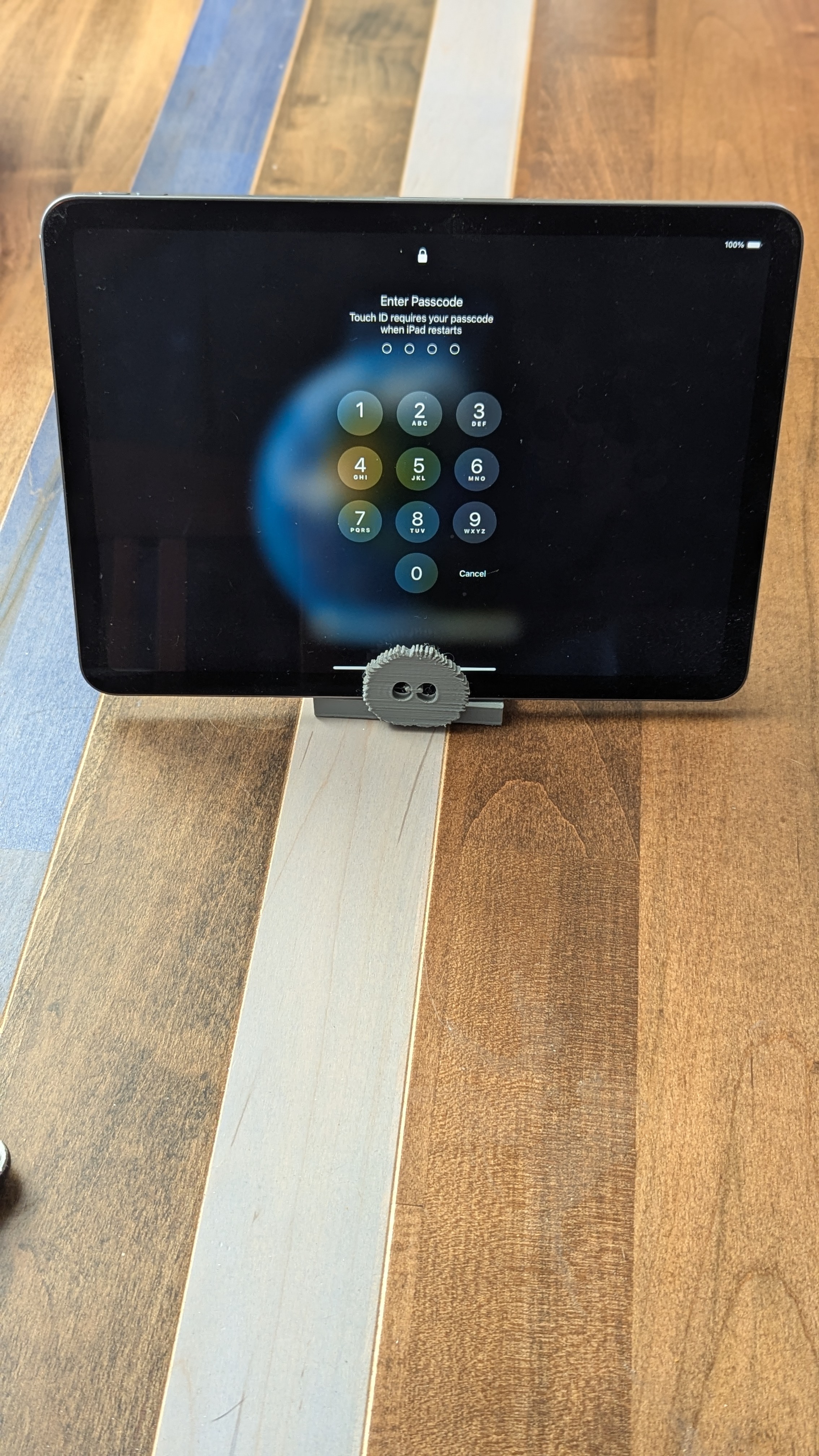 Miniatura 7 do modelo 3D Totoro Tablet / e-Reader / Phone Stand