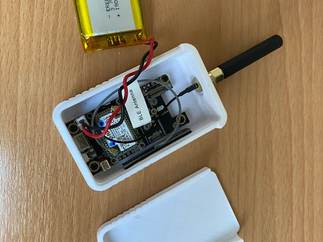 RAK Starter Kit 19007 enclosure for sma antenna - meshtastic / meshcore