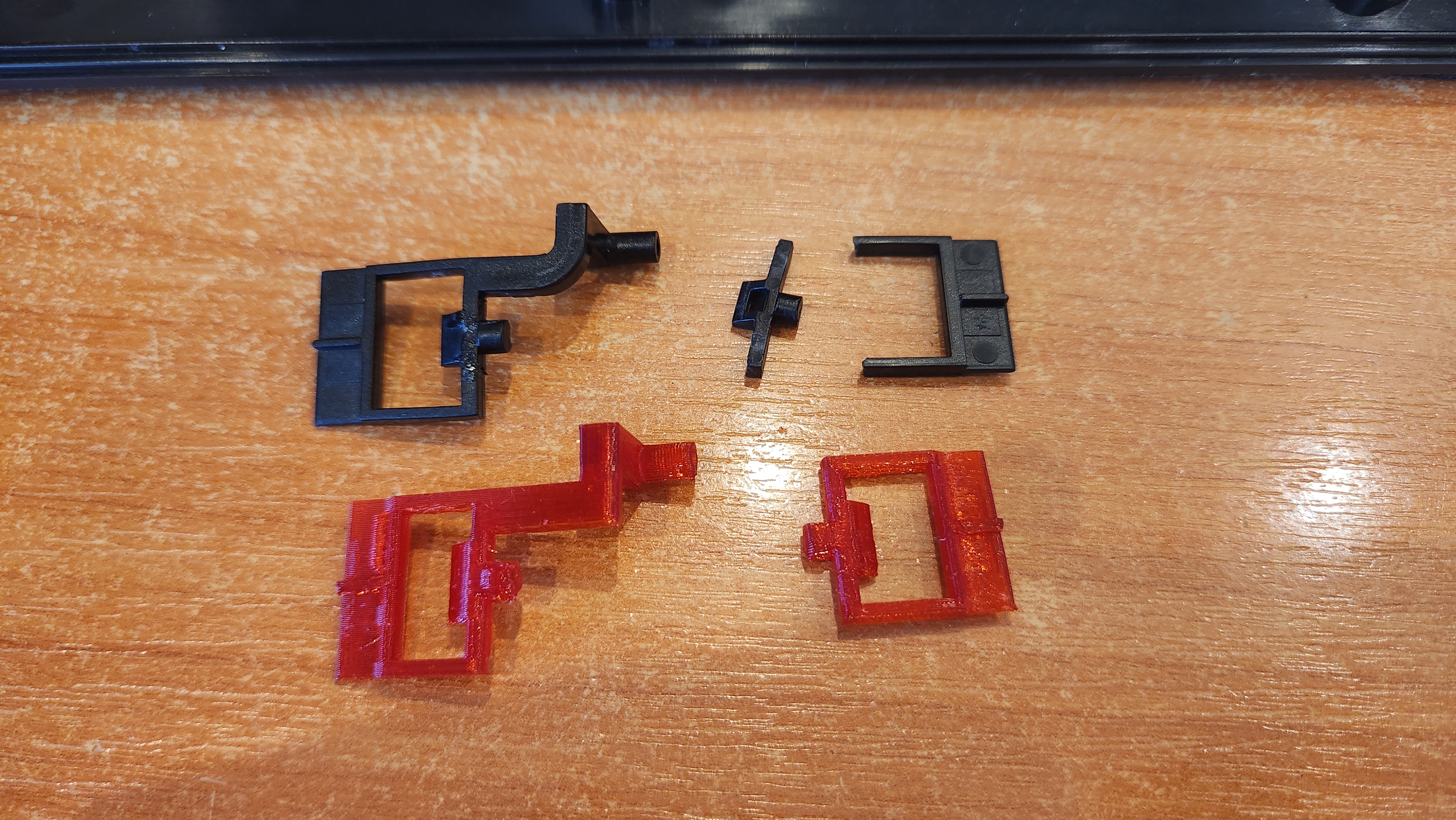 Inkbird IVS-011 latches