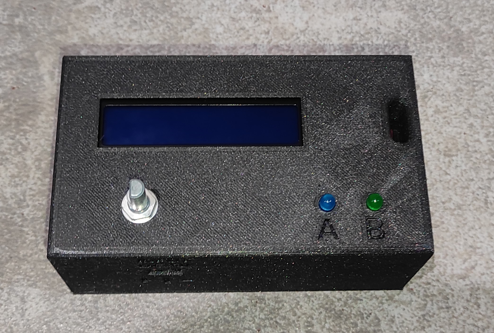 ESP32-C3; alarm clock / reminder; budík / připomínač; časovač; timer