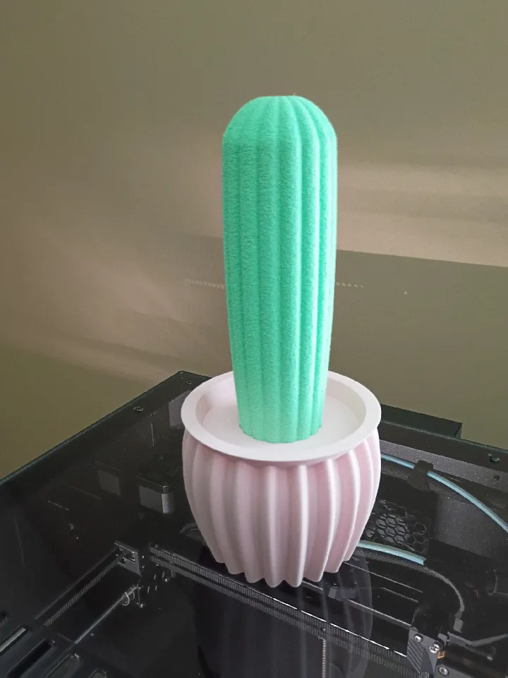 Cactus Scrunchie Holder (Remix) by Samurai Raptor | Download free STL model  | Printables.com