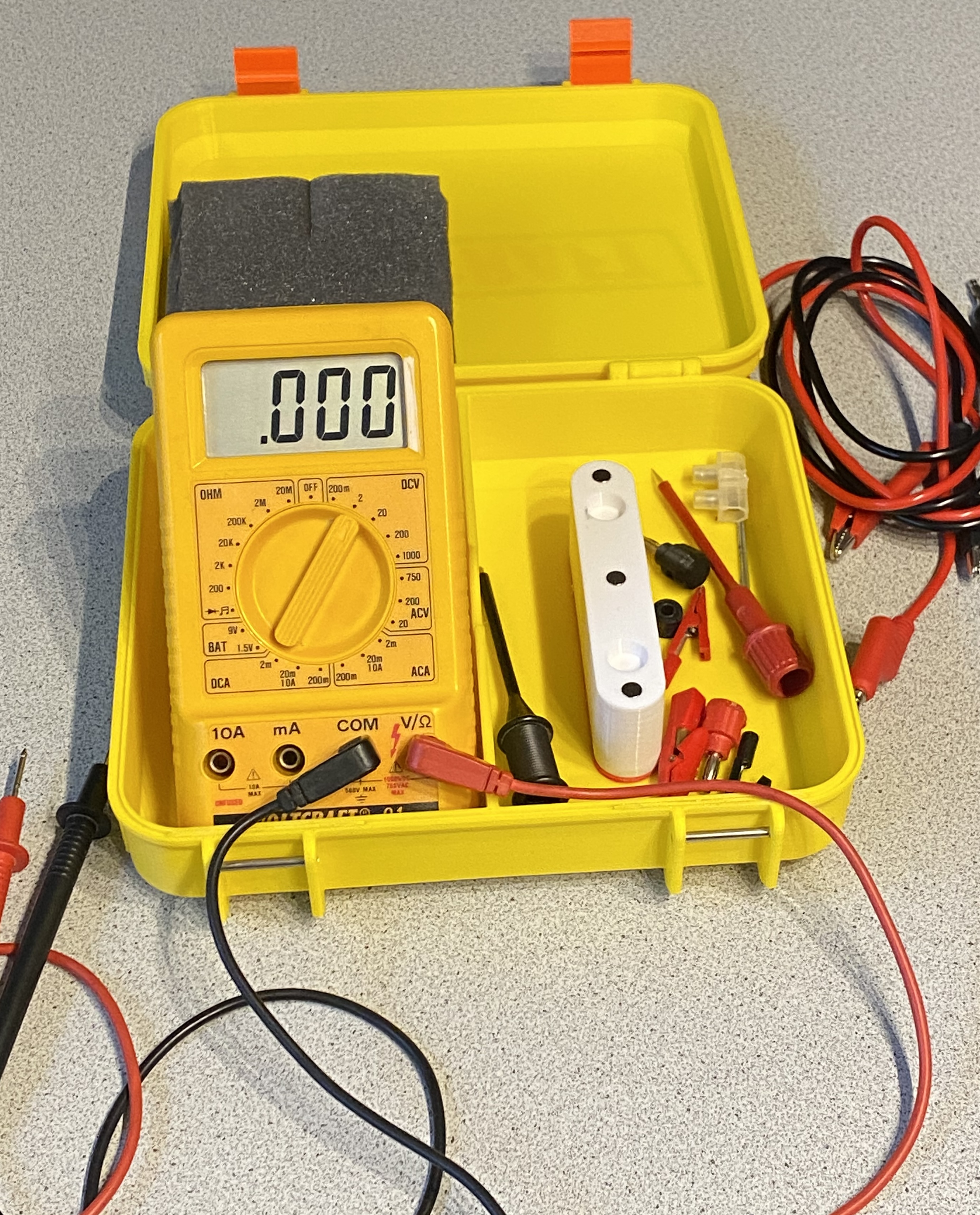 Stand and Cablemanager for Multimeter
