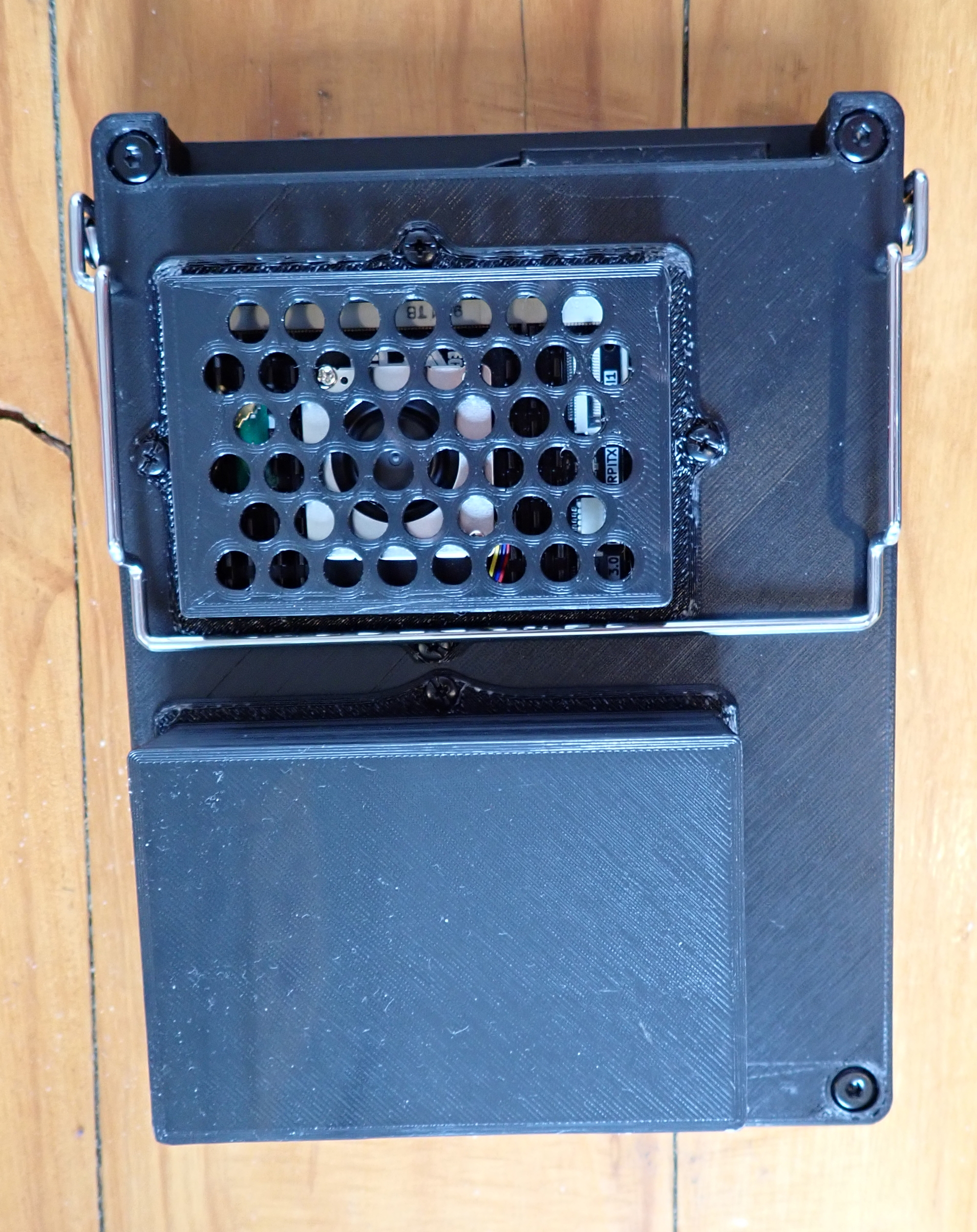 uConsole bottom panel to fit 26650 cells