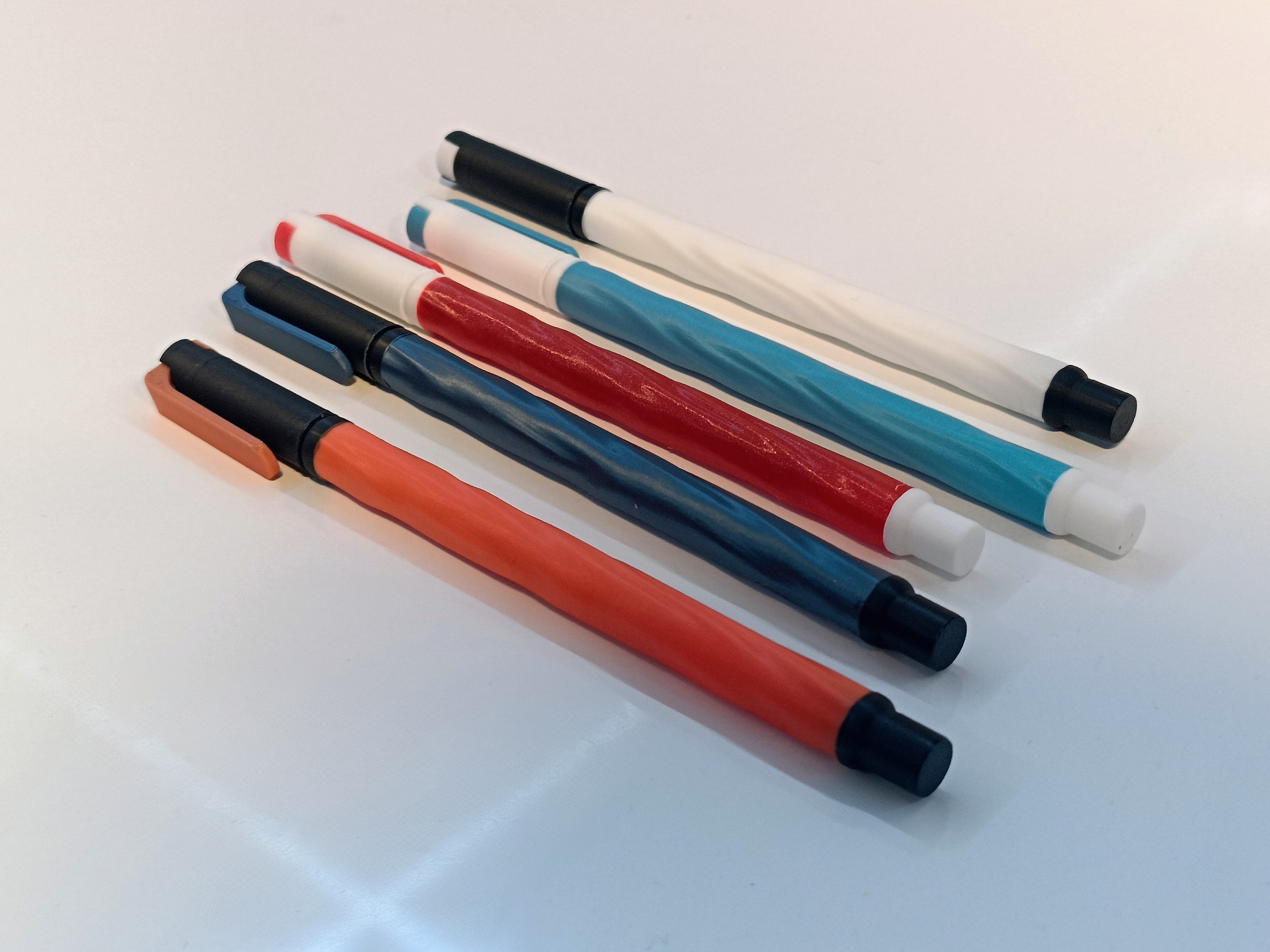 Twisted Grip Pen Bic 3D model
