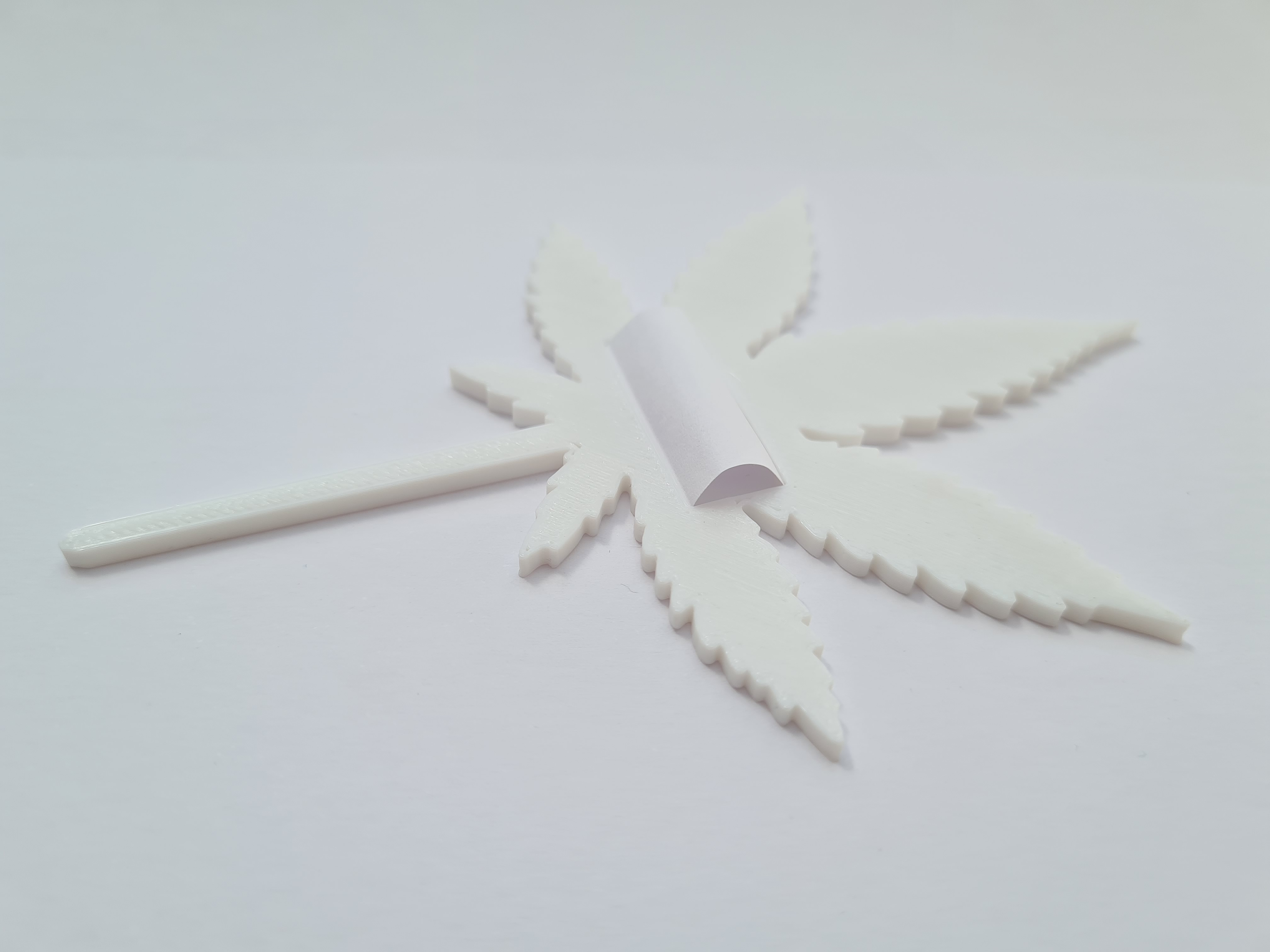 Weed leaf label — miniatura 2
