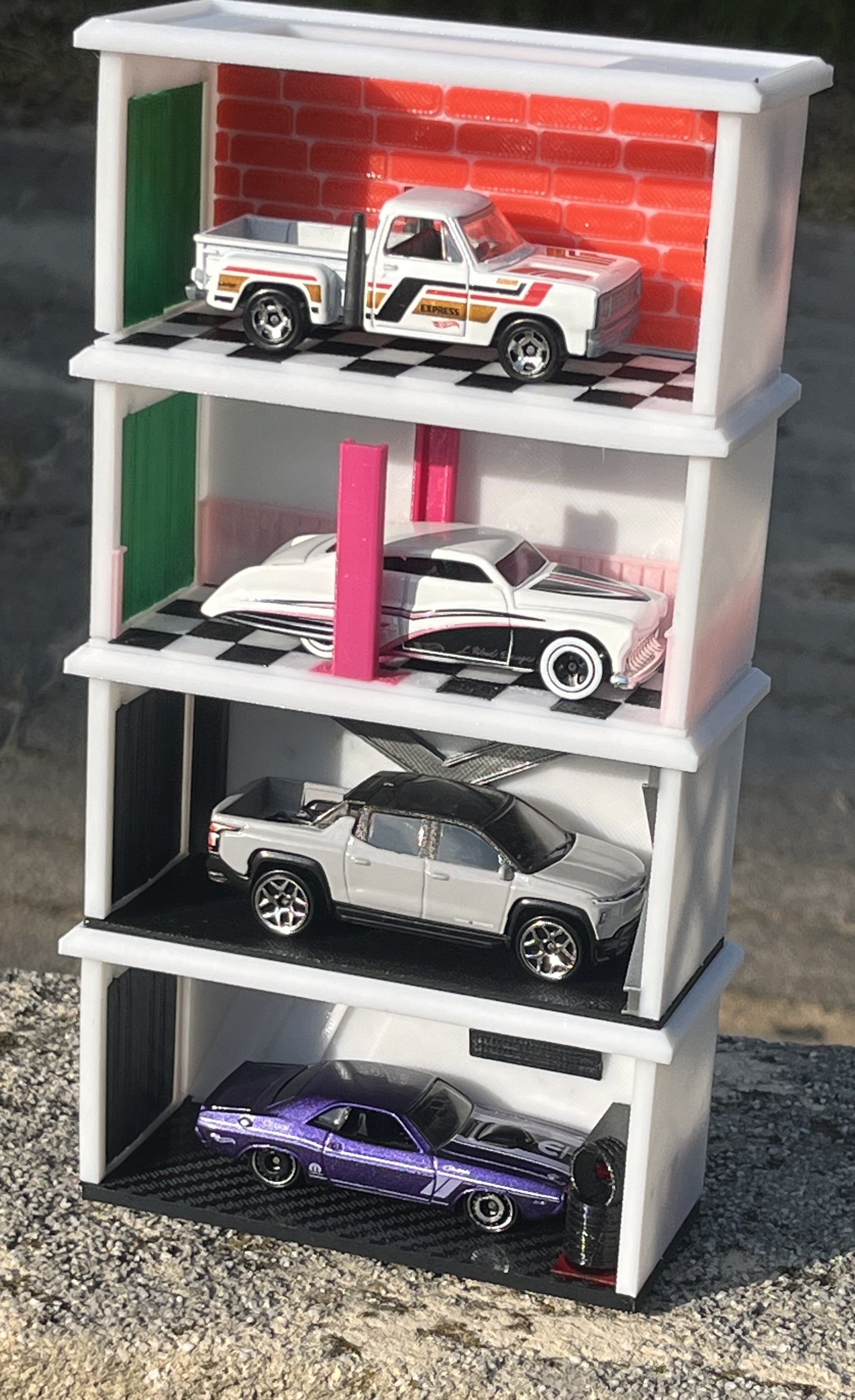 Hot Wheels Garage Diograma Spring Shelf