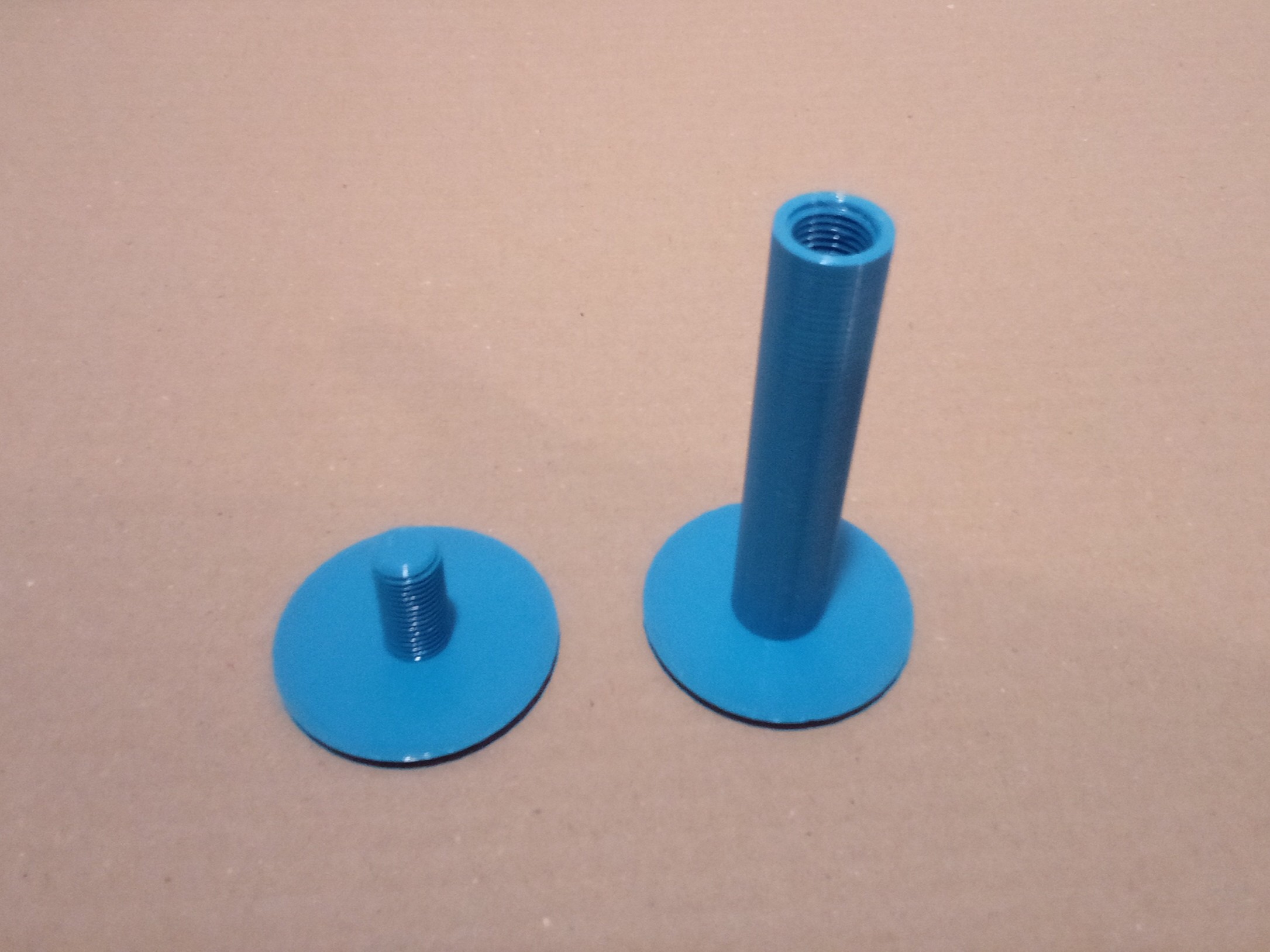 Connecting screw / Spojovací šroub