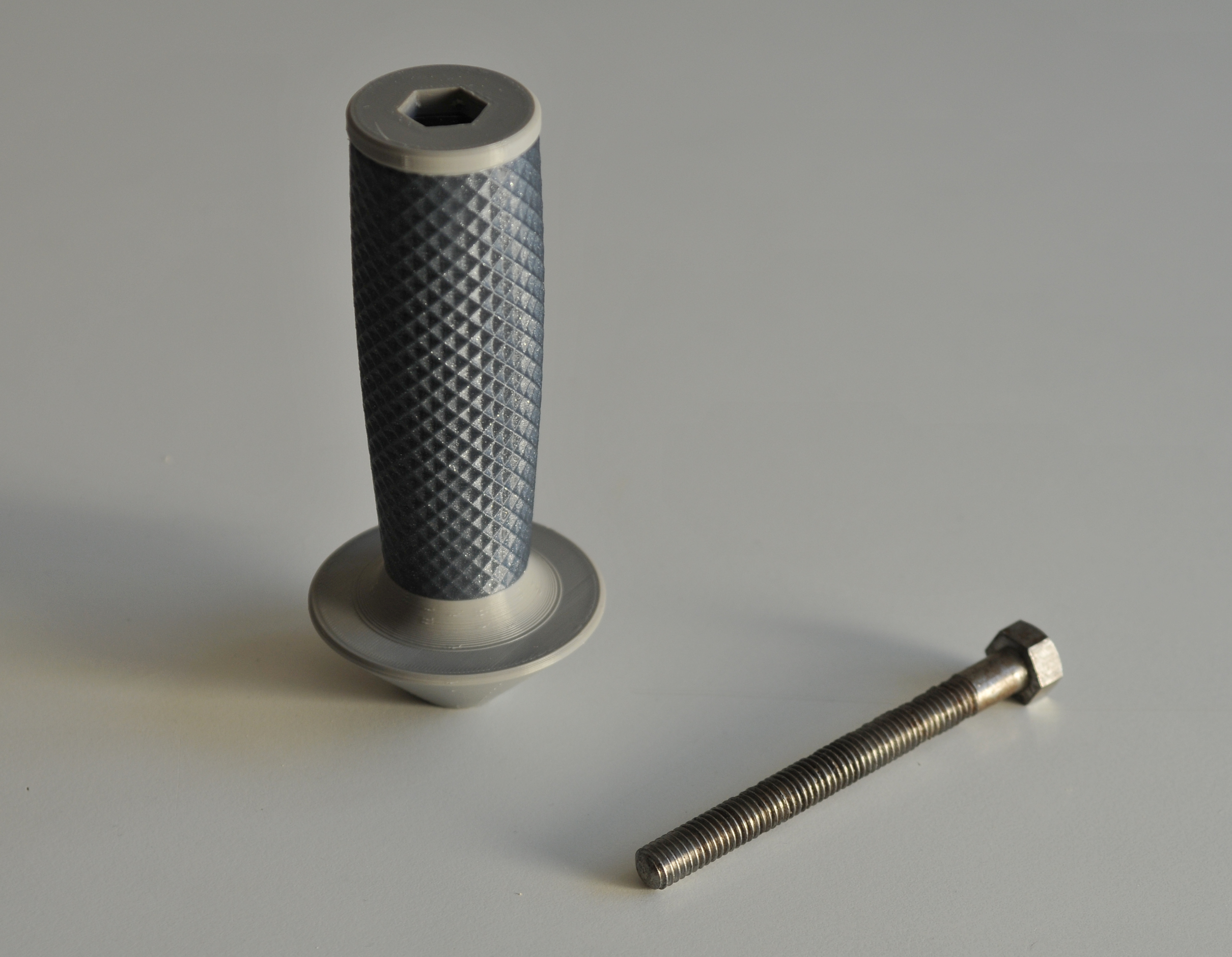 Grinder handle