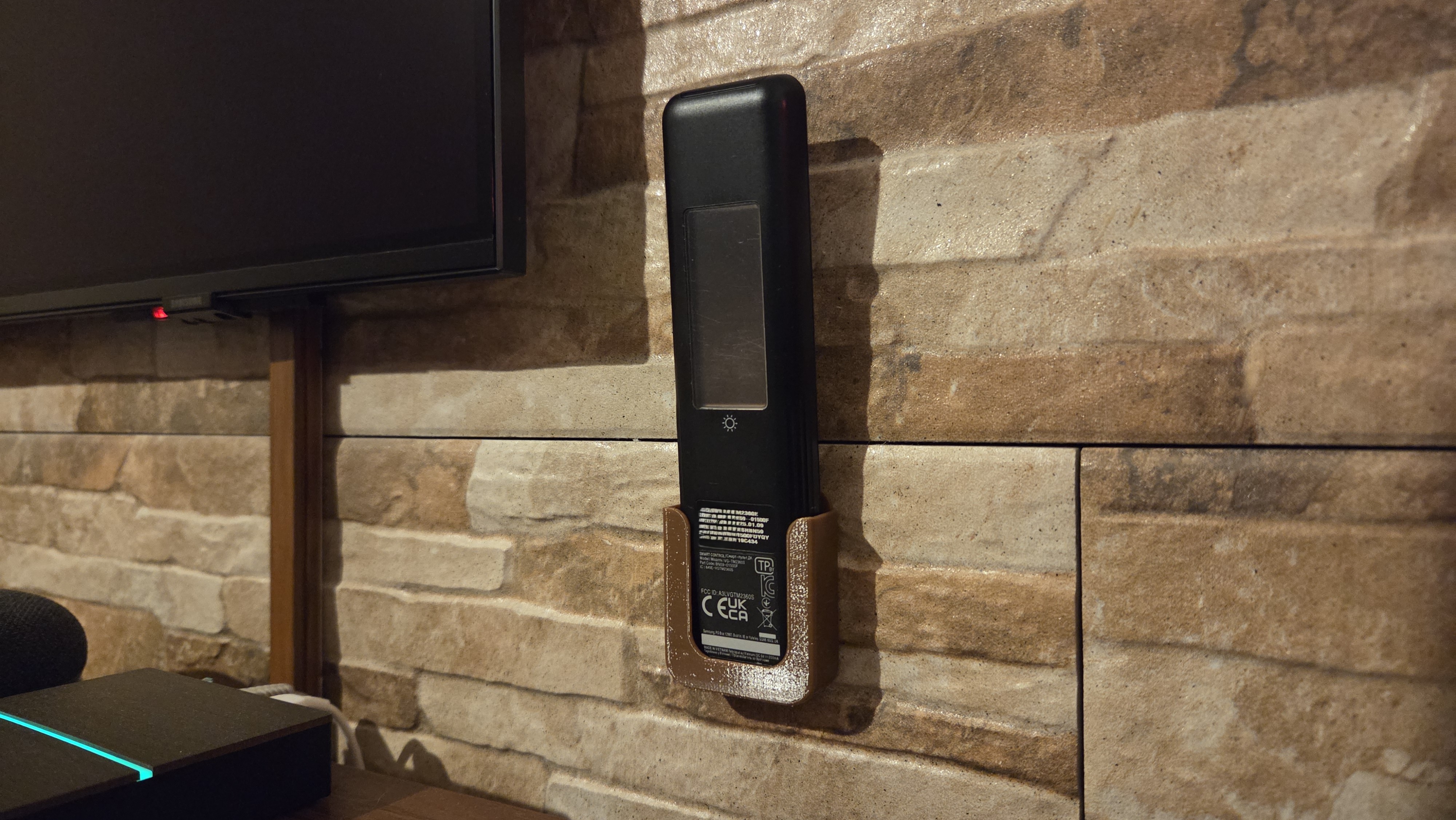Samsung OLED TV remote control holder