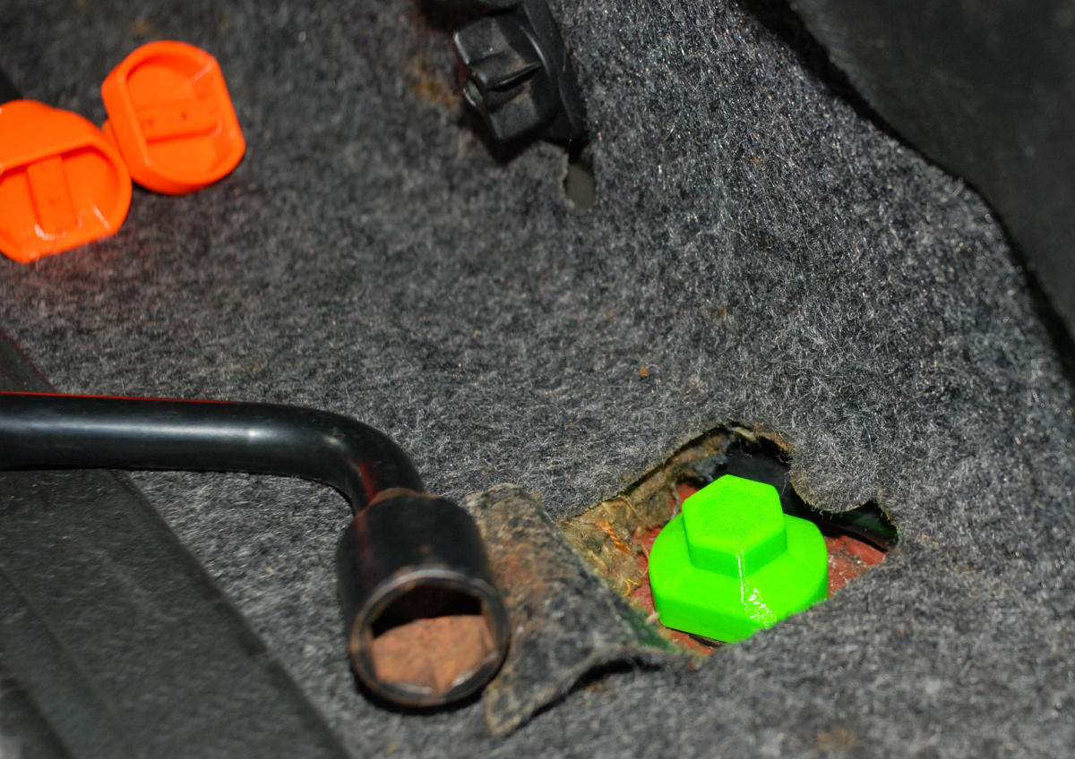 Spare wheel socket for Citroën, Peugeot