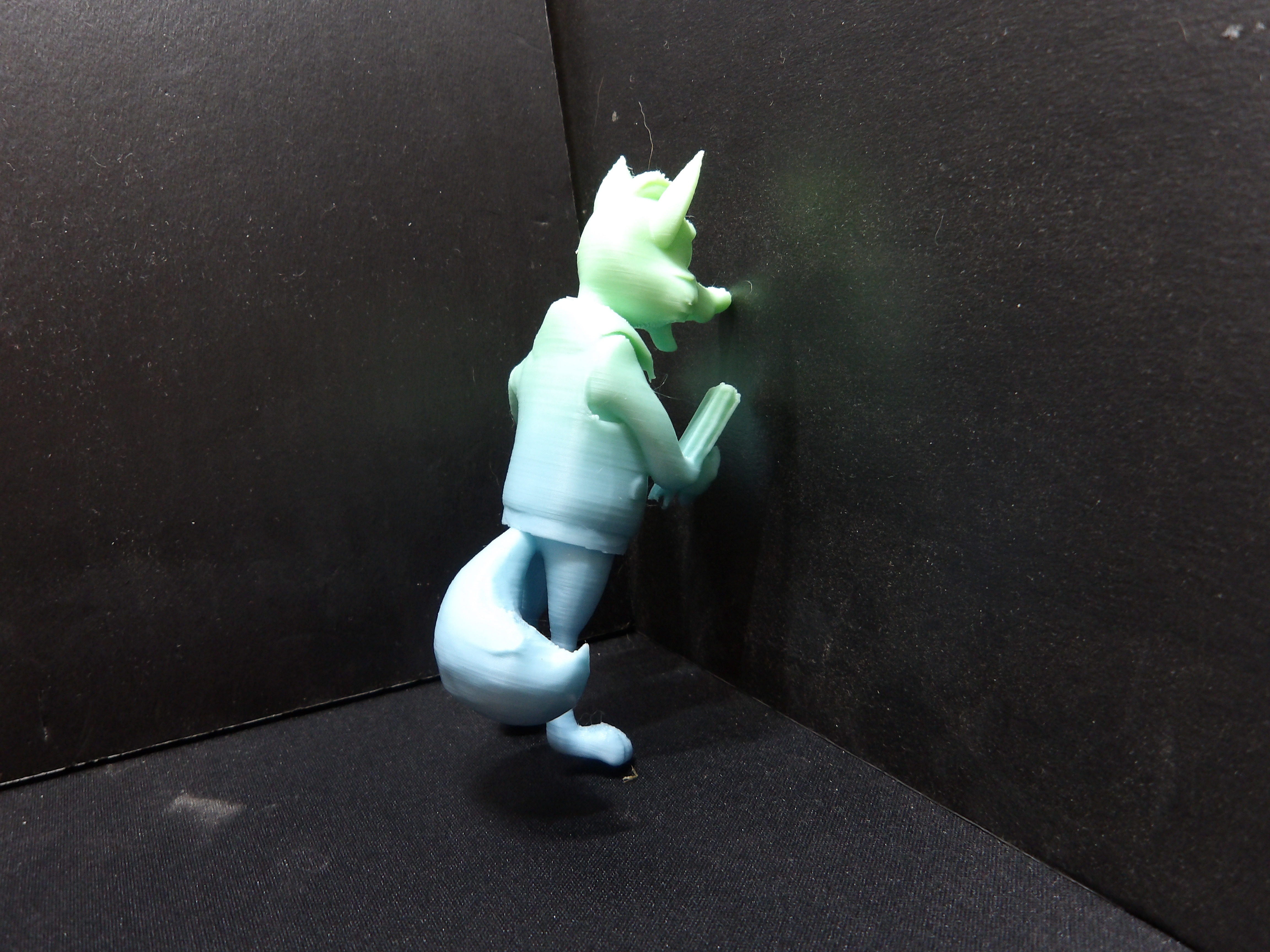 Standing wolf reading a book. — miniatura 3