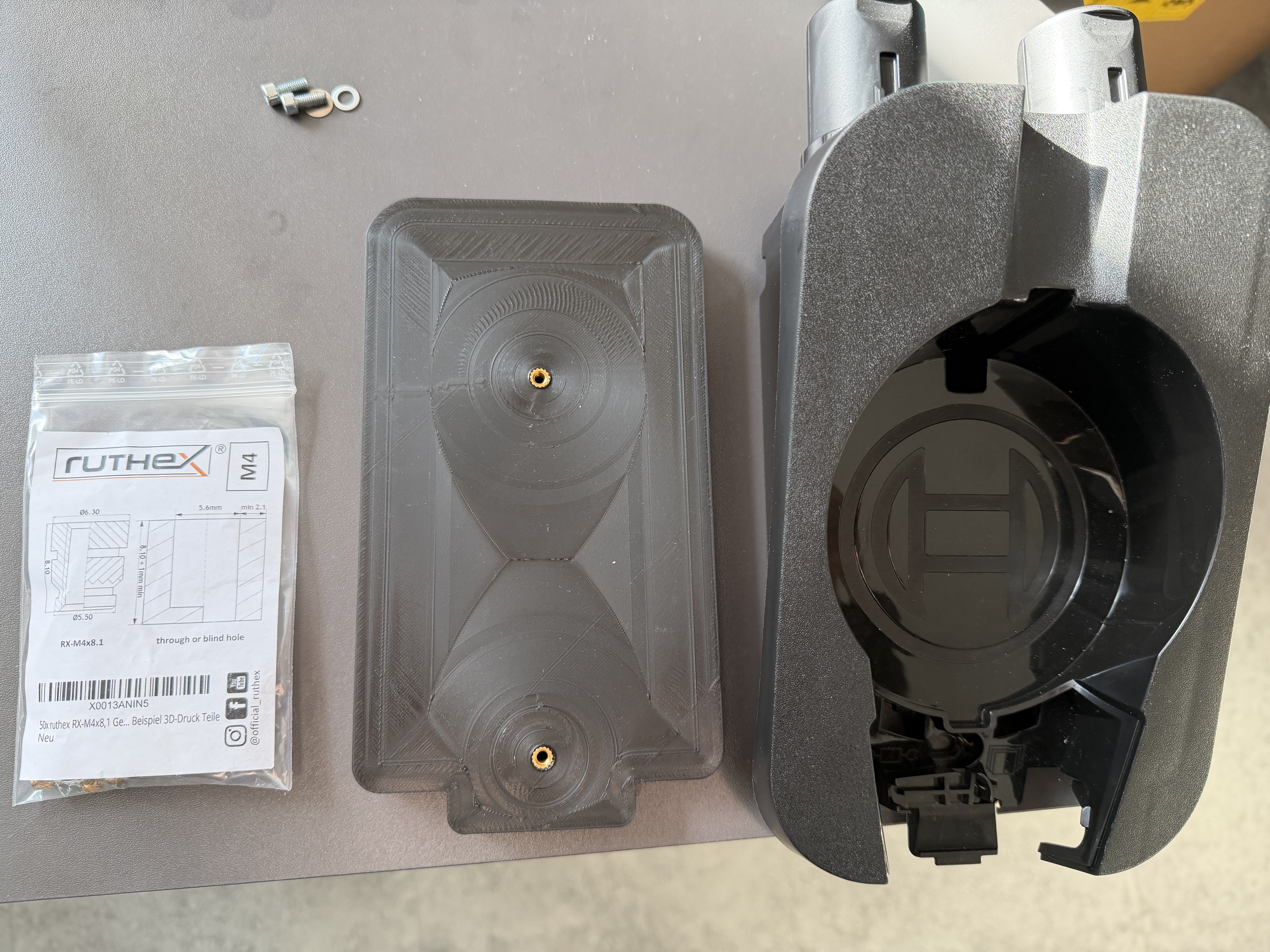 BOSCH Staubsauger Halteplatte