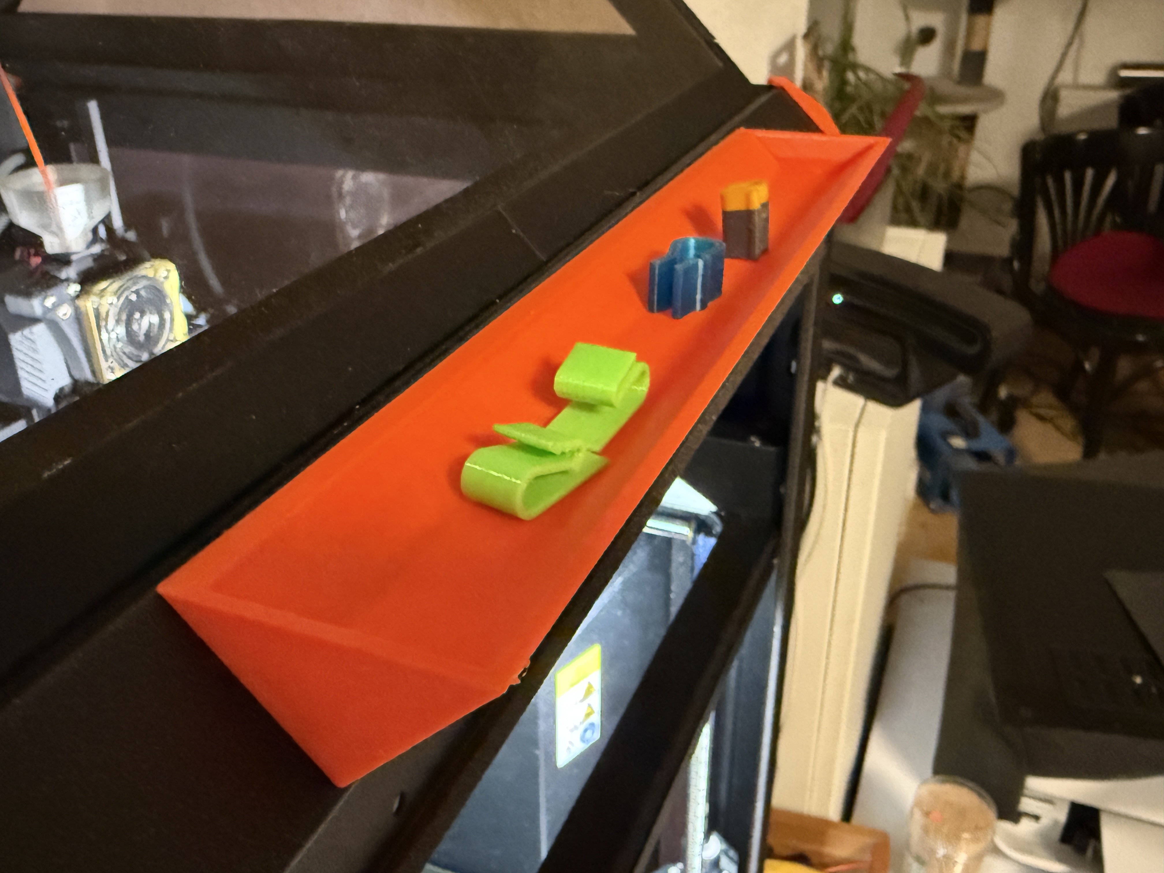 Core One magnetic Front Tray