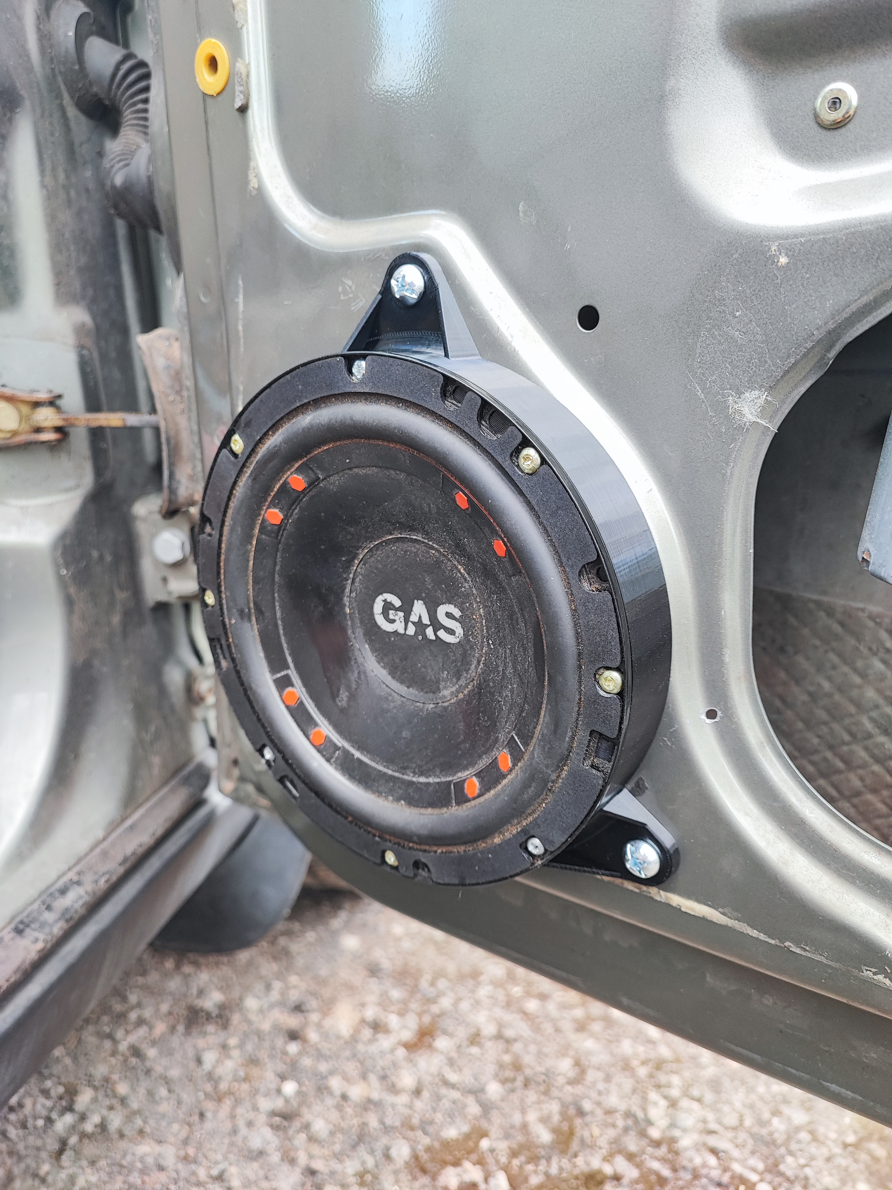 Saab ng900/og9-3 speaker adapter 6.5" & 3.5"