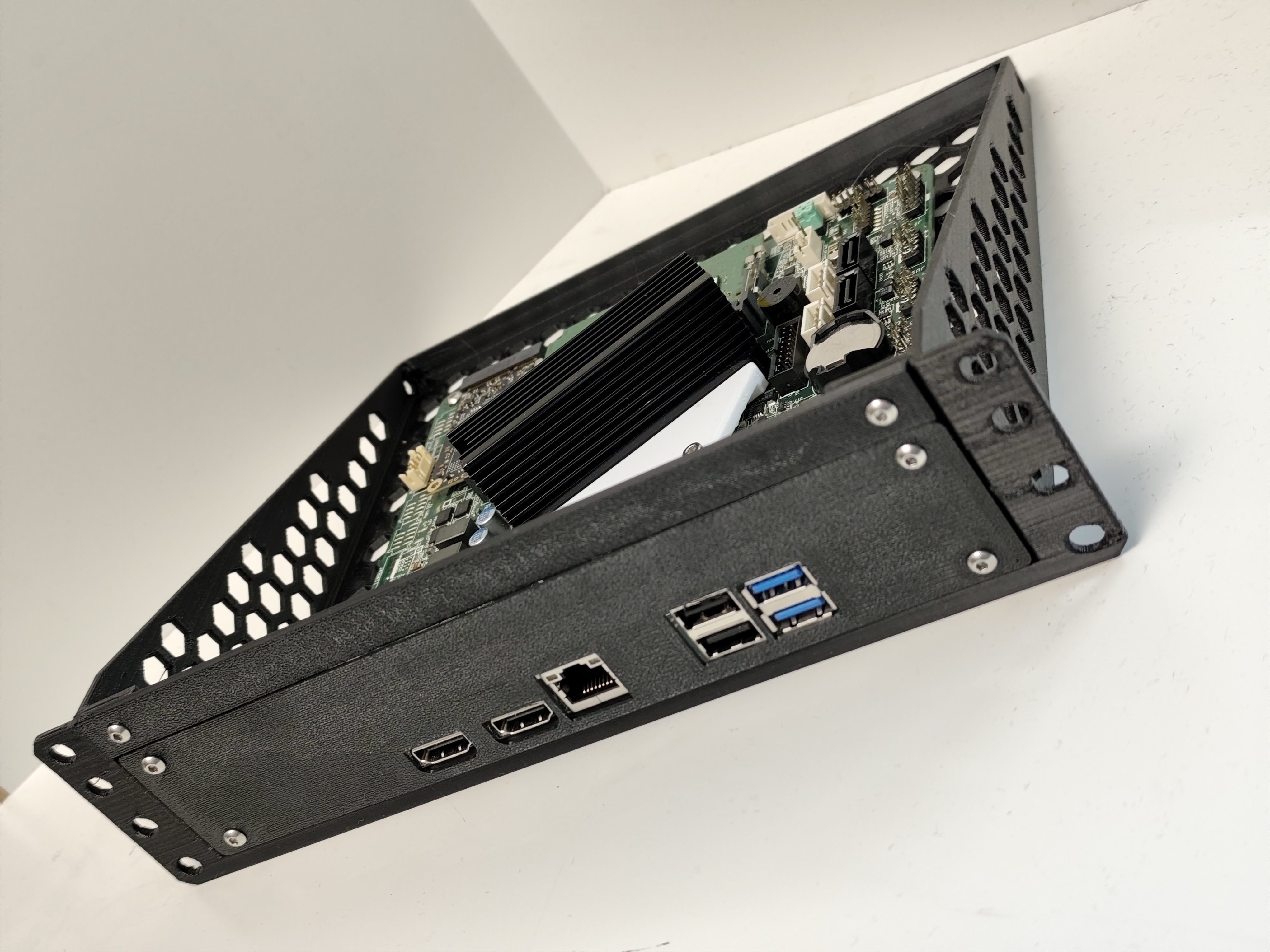 Slightly taller than 1U ITX Shelf for 10-inch racks, based on ning design