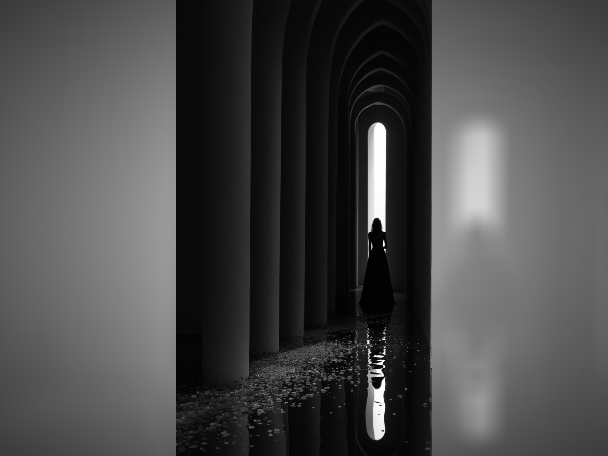 Shadow in the Passage Hueforge