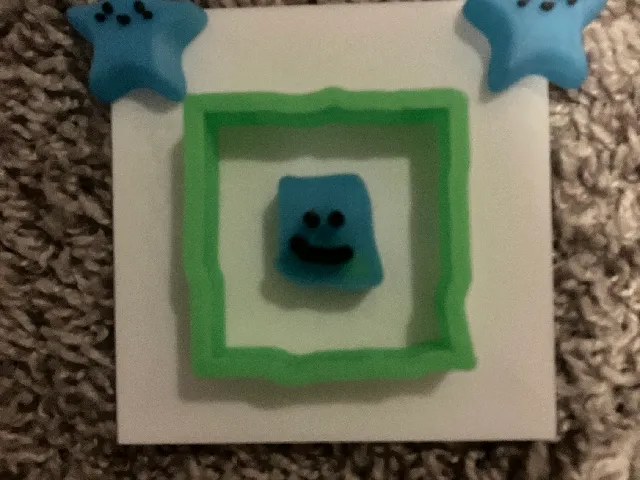 Geometry Dash Noob Cube with stars