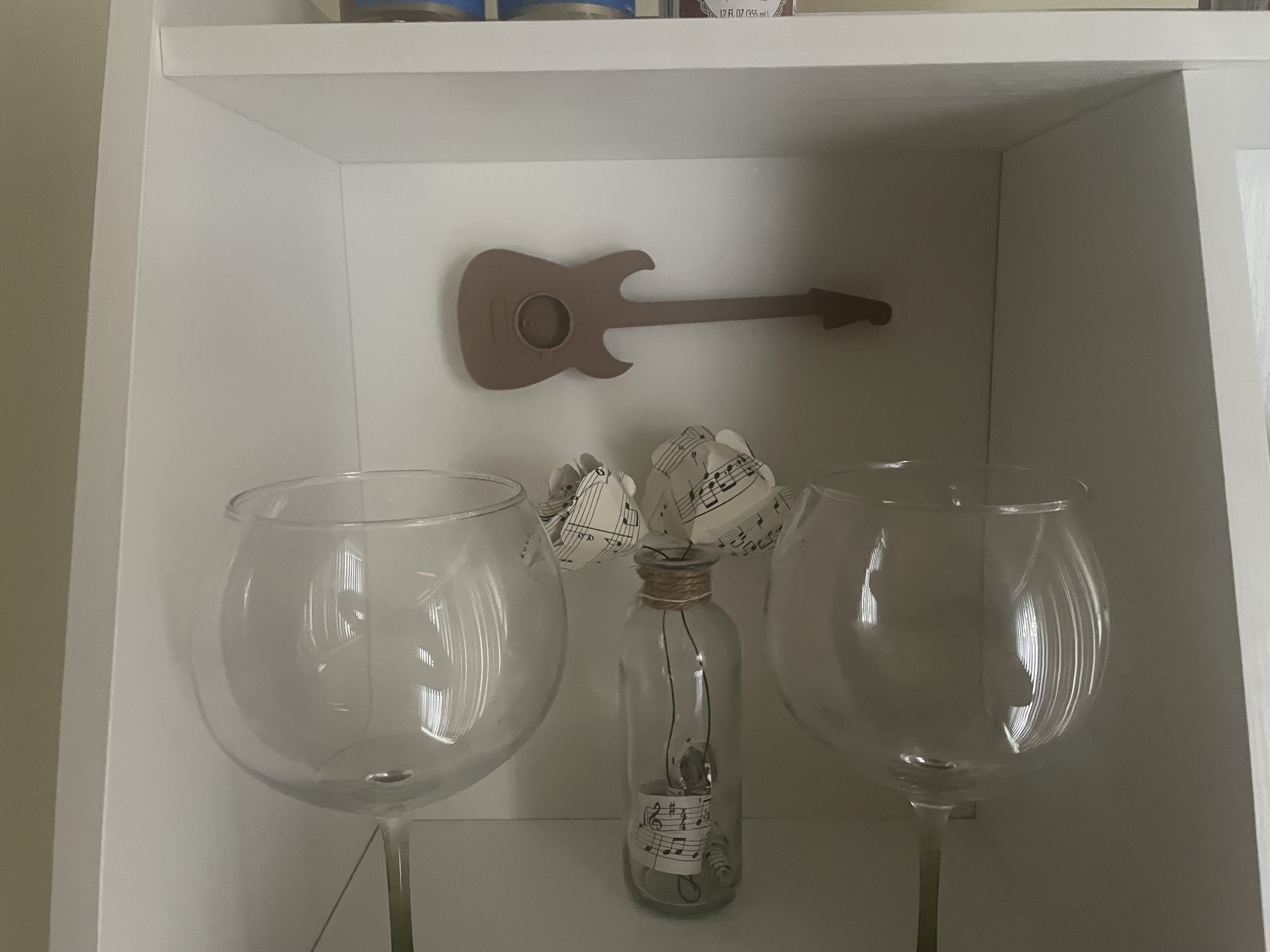 COFFEE & GUITAR DECORATION