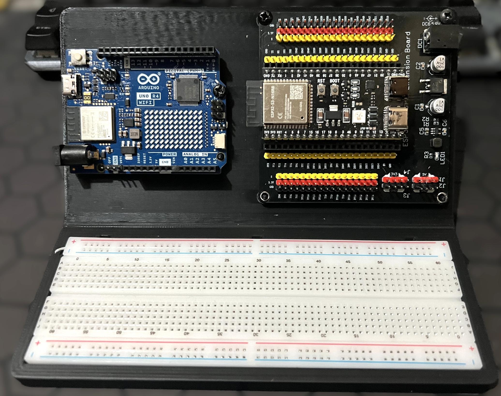 Arduino Uno & ESP32 Stand